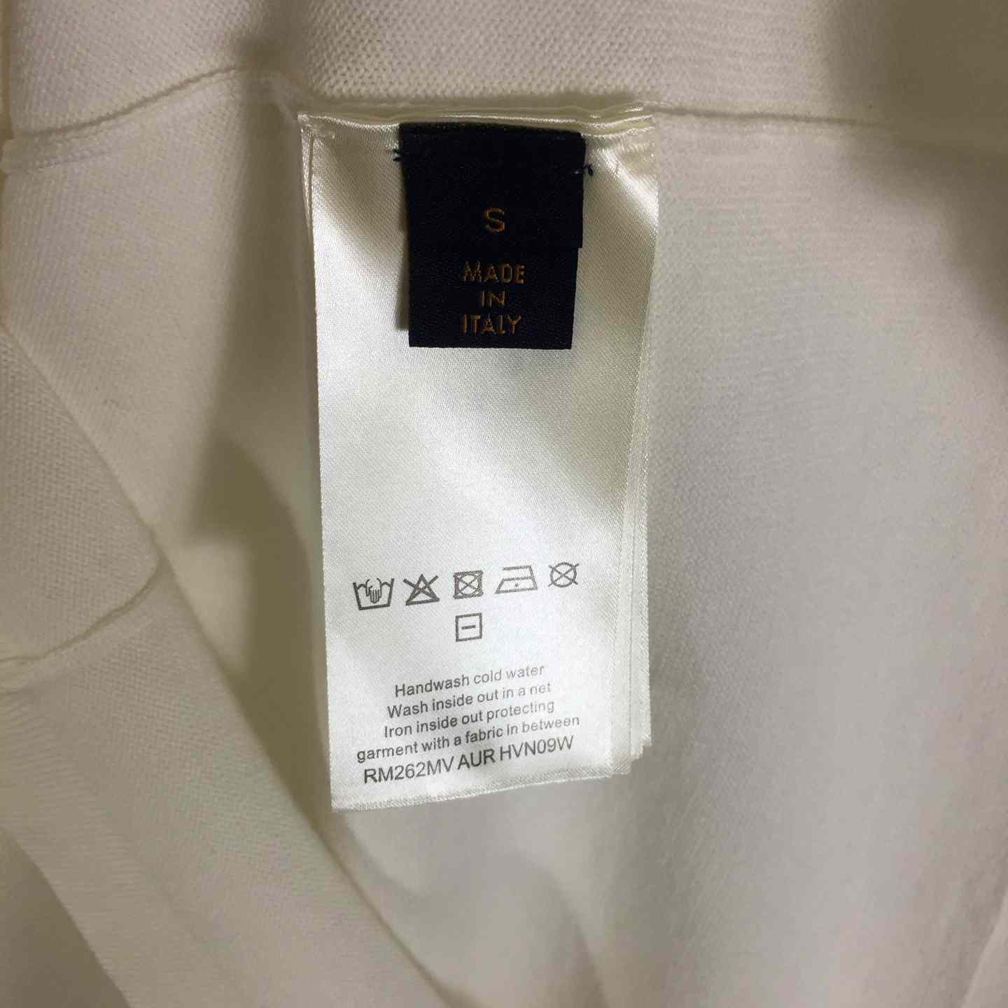 Louis Vuitton Embellished Short-Sleeved Crewneck   1AR09 - DesignerGu