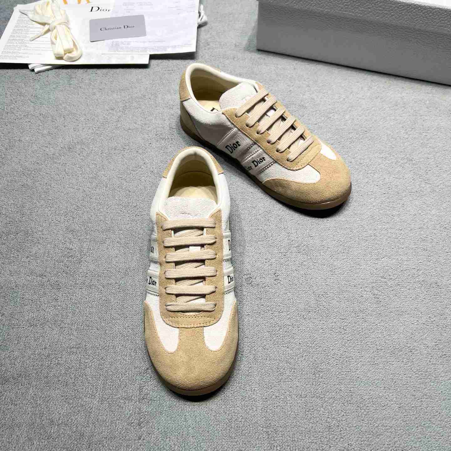 Dior Ribbon Sneaker - DesignerGu