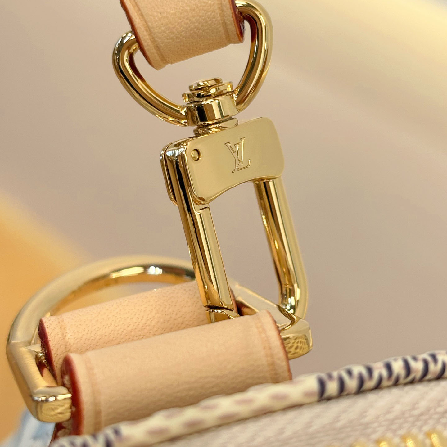 Louis Vuitton Alma BB N40902 - DesignerGu
