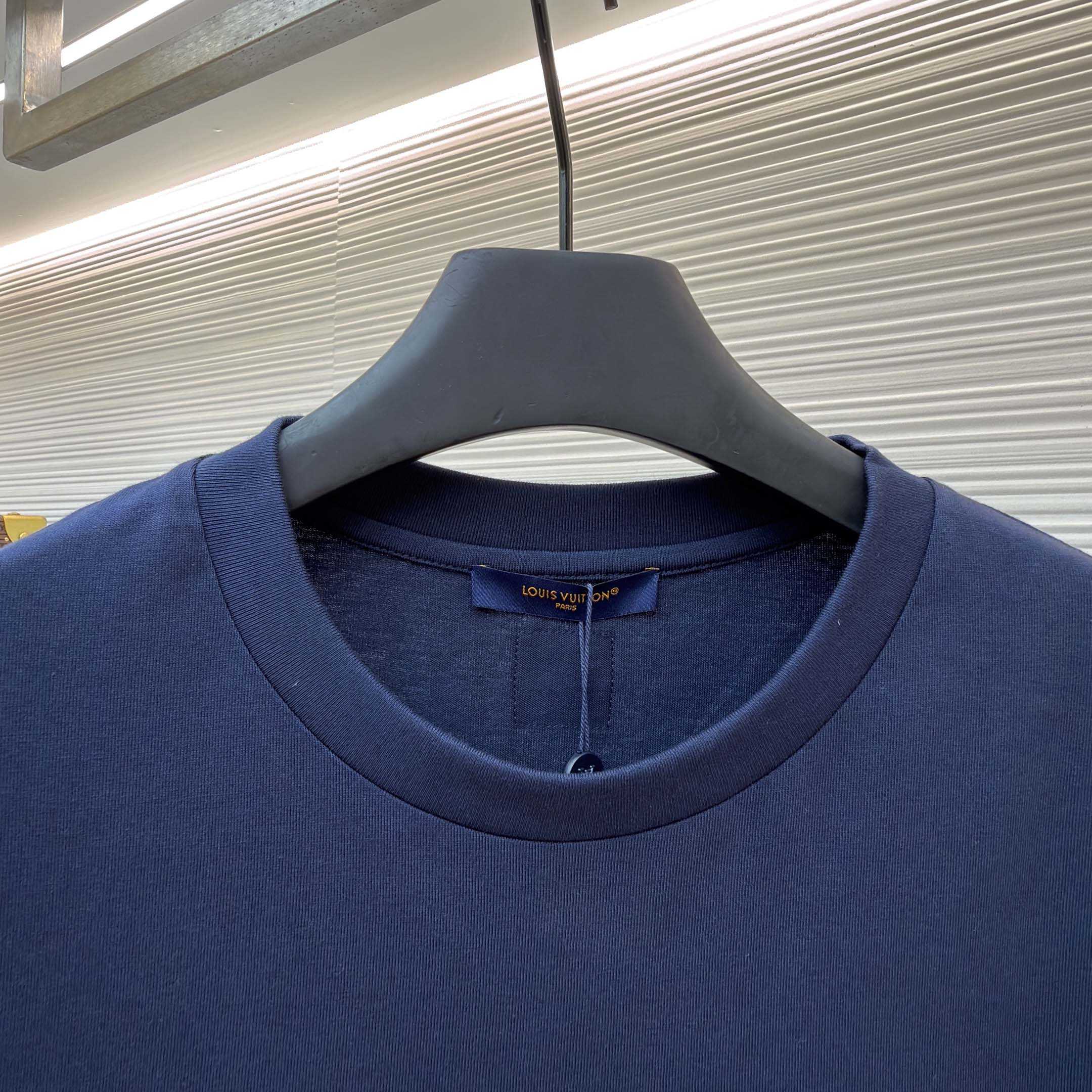 Louis Vuitton Denim Signature T-Shirt   1AK7HB - DesignerGu