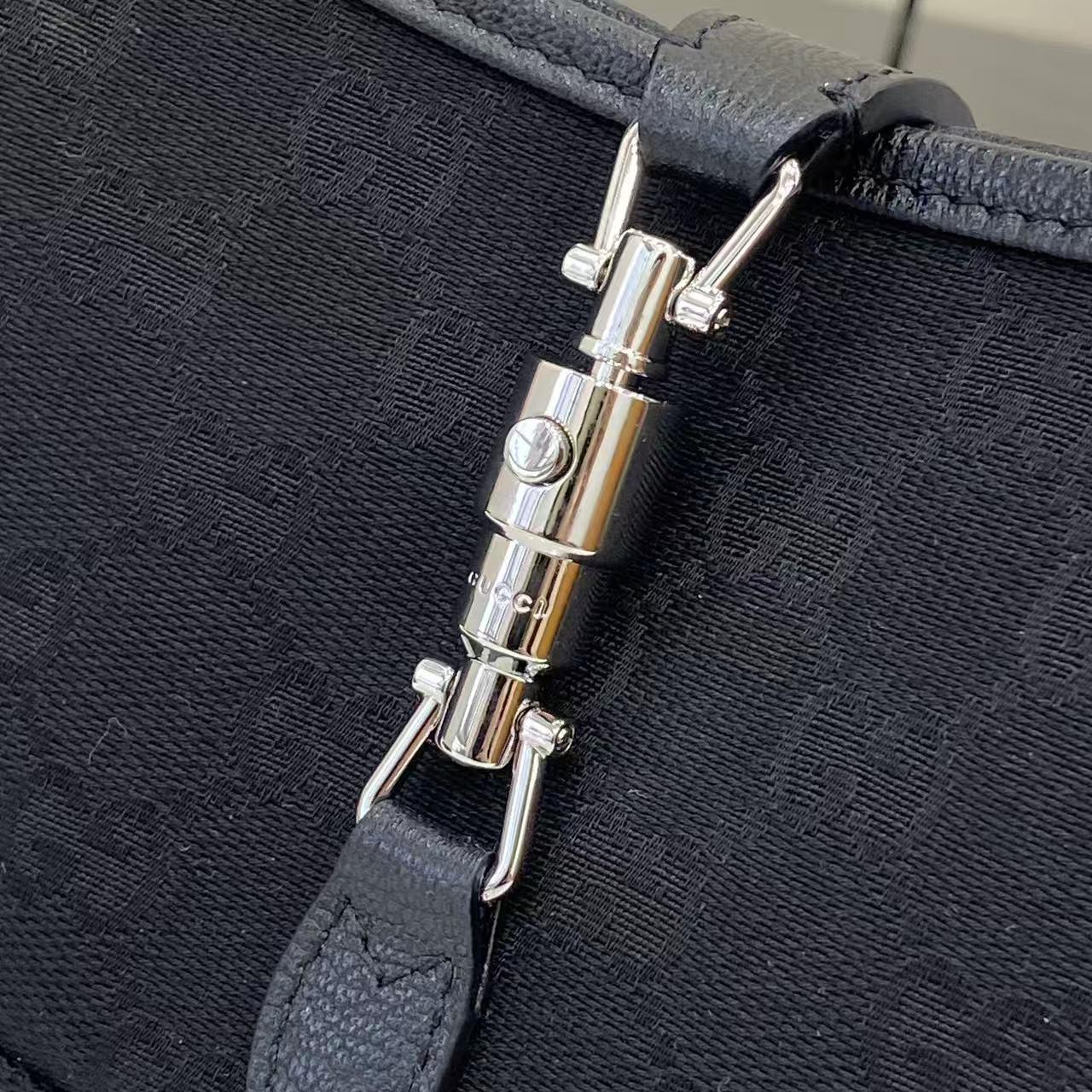 Gucci Jackie Slim Medium Shoulder Bag  - DesignerGu