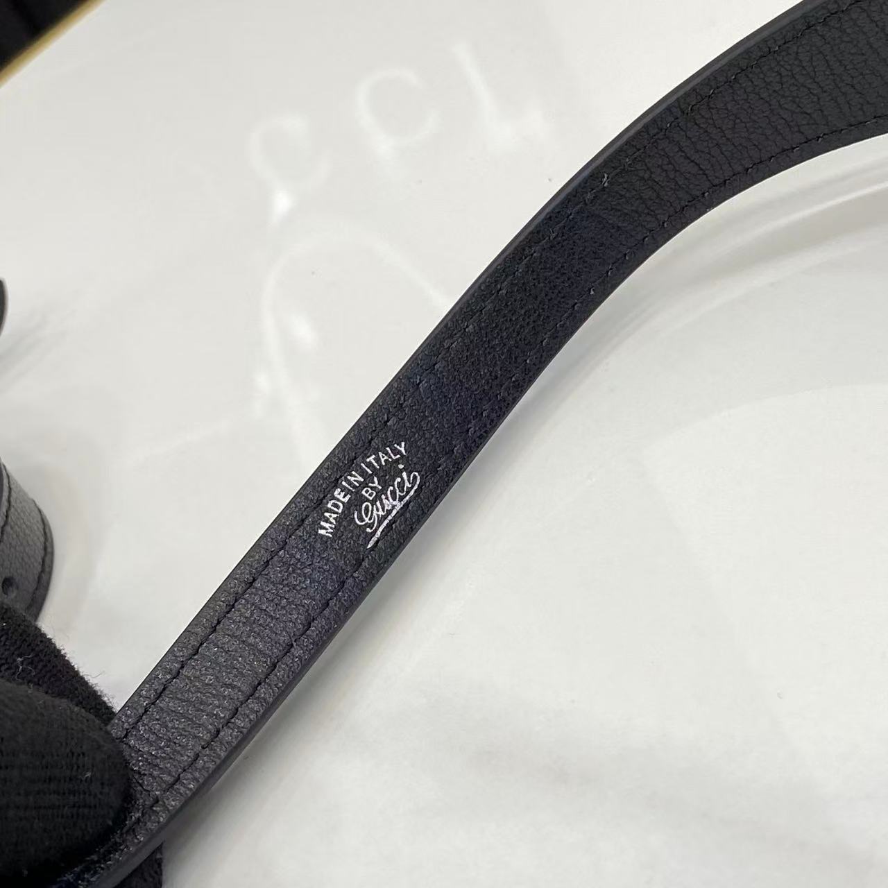 Gucci Jackie Slim Medium Shoulder Bag  - DesignerGu