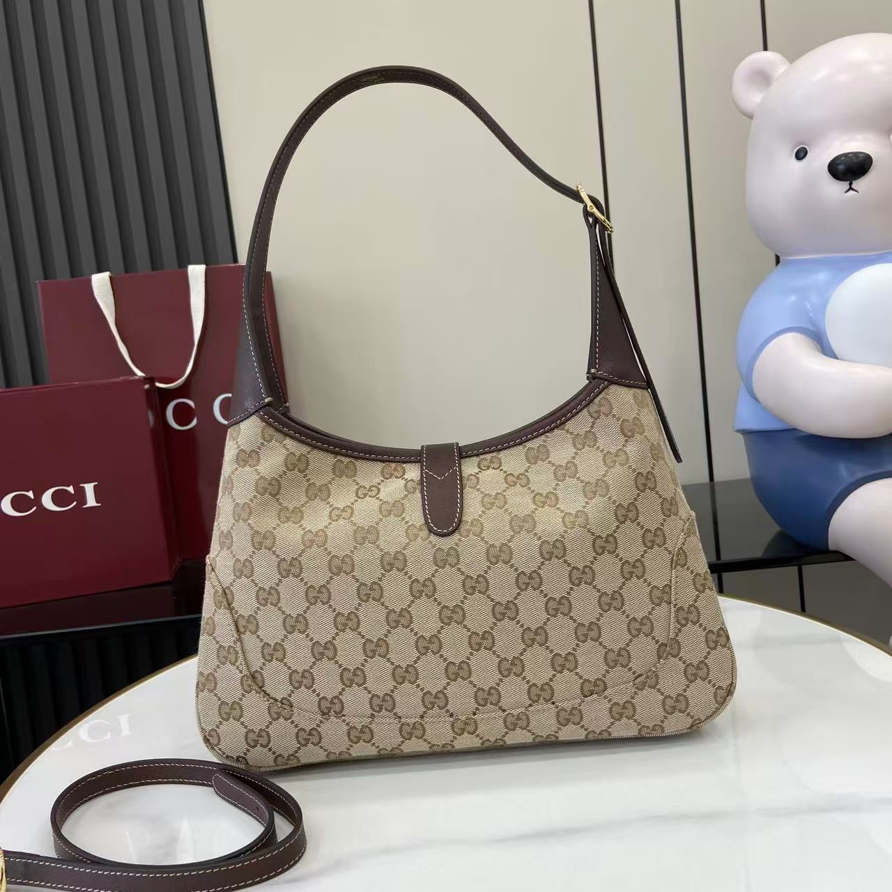 Gucci Jackie 1961 Medium Shoulder Bag - DesignerGu