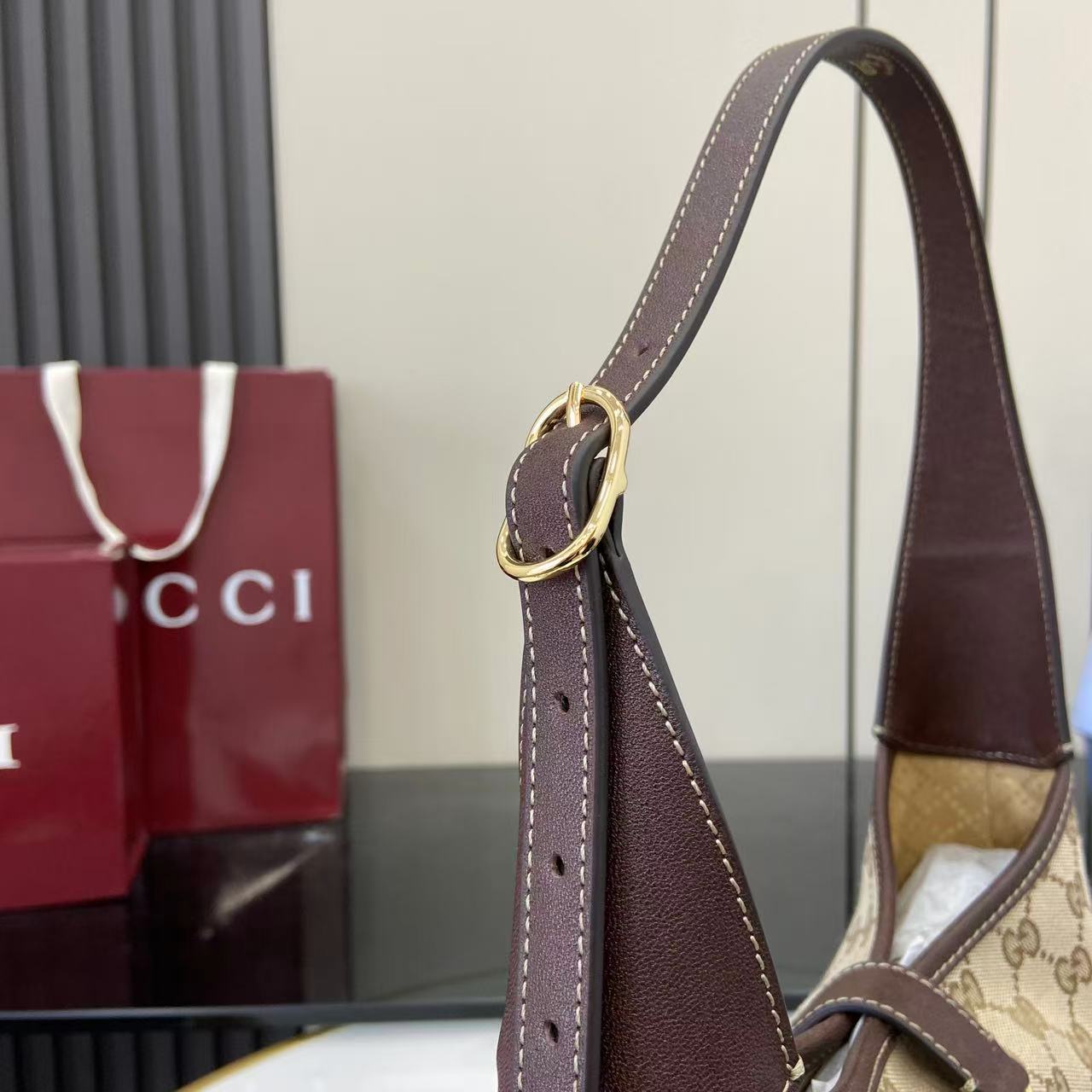 Gucci Jackie 1961 Medium Shoulder Bag - DesignerGu