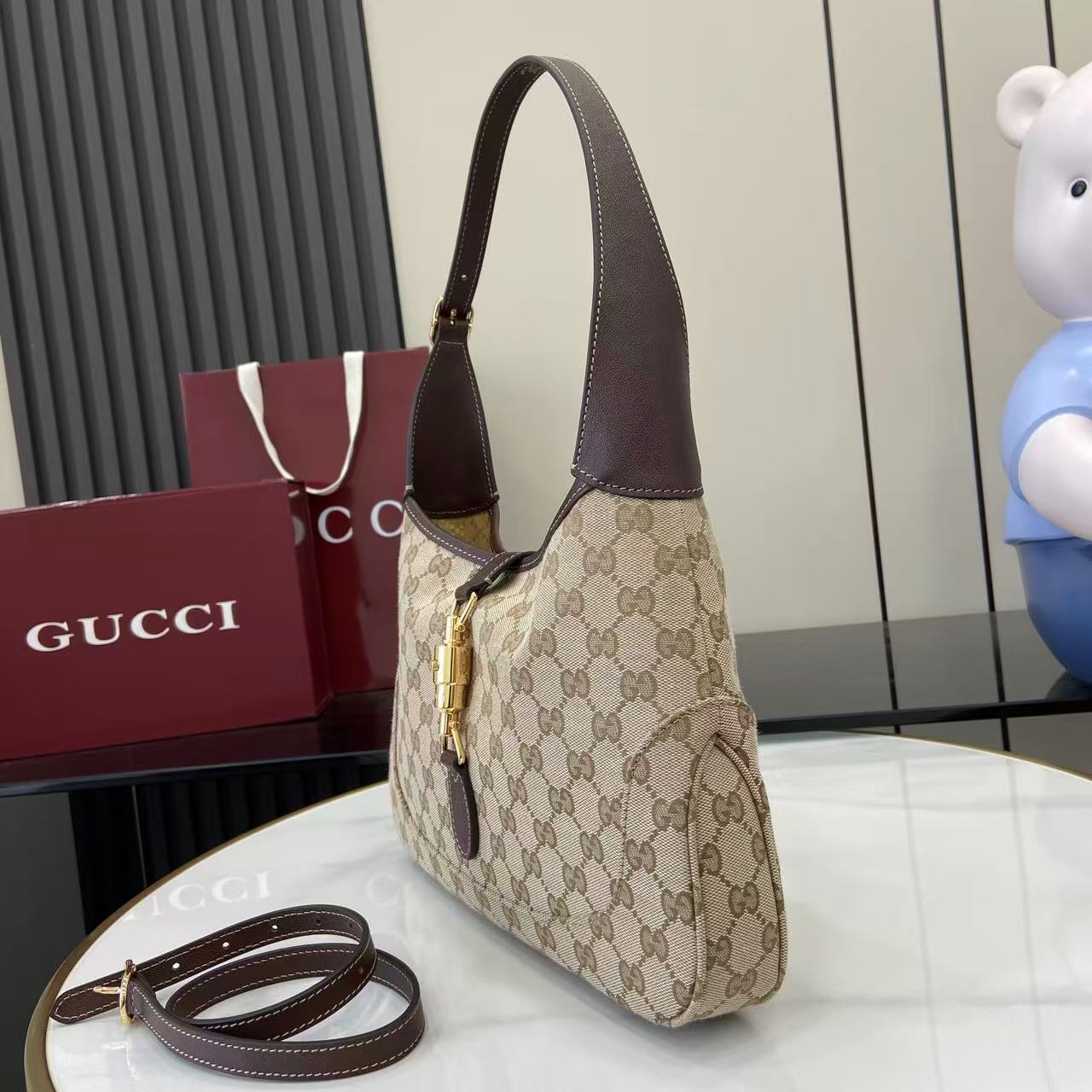 Gucci Jackie 1961 Medium Shoulder Bag - DesignerGu