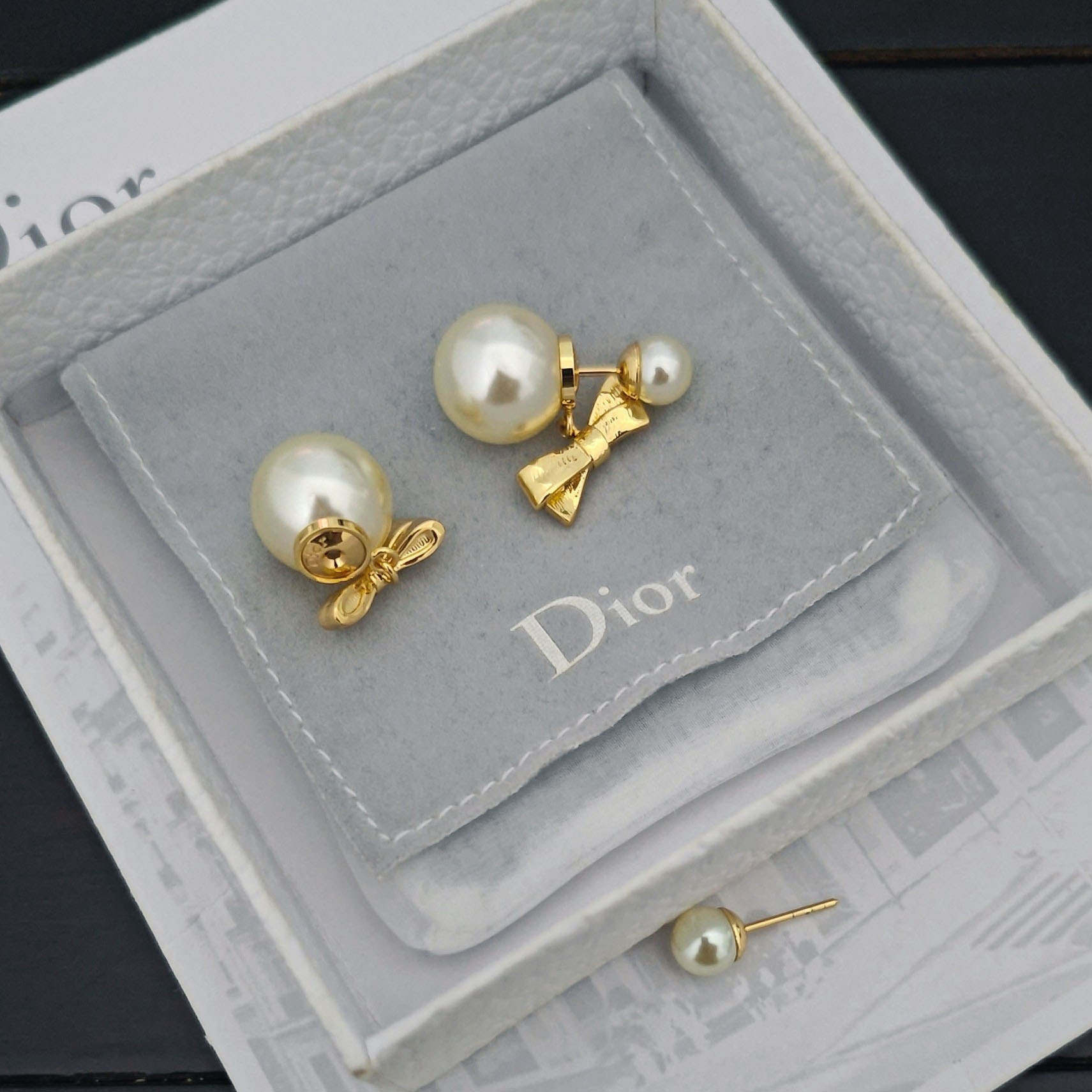 Dior Tribales Earrings - DesignerGu