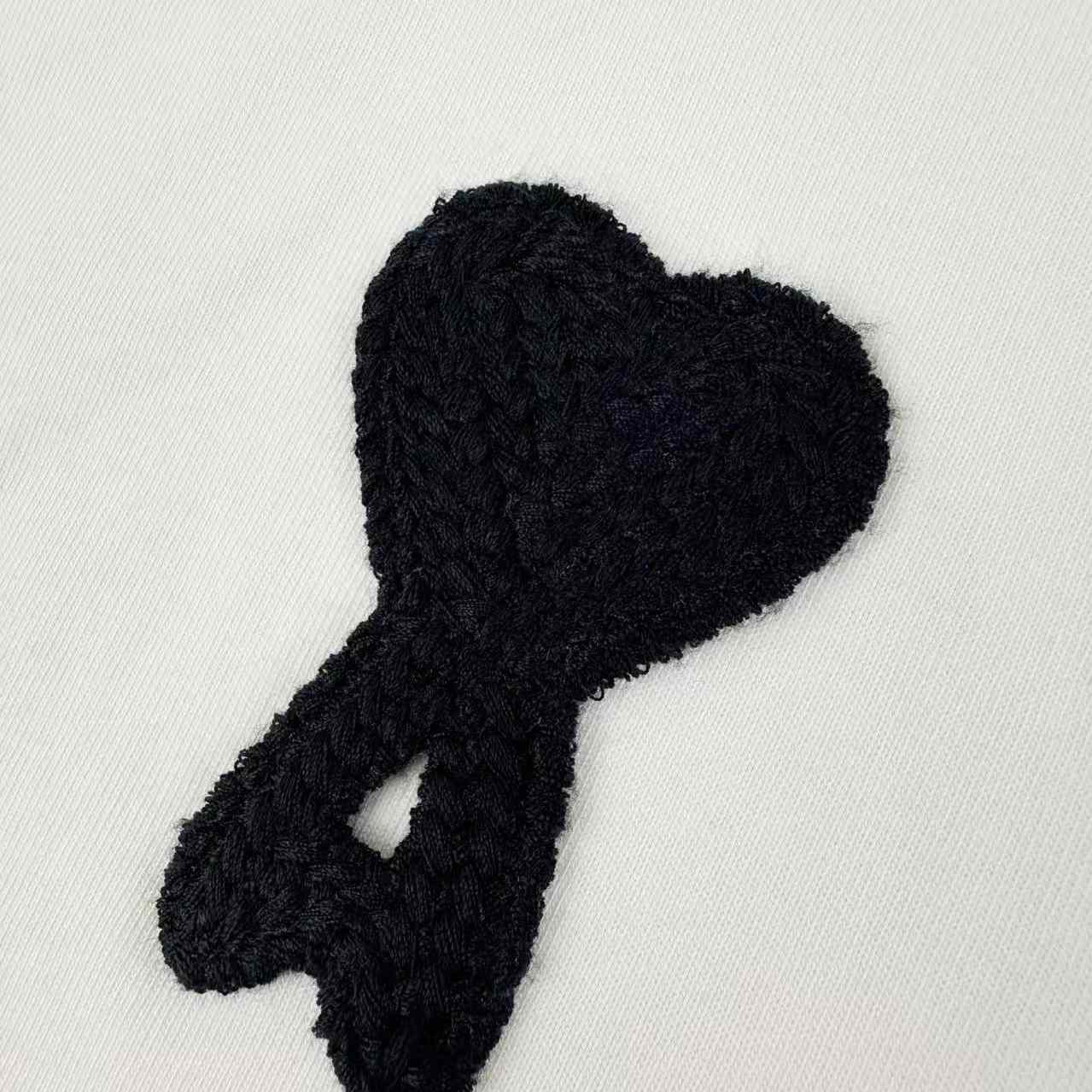 AMI Paris White And Black Cotton Ami De Coeur Knitted Patch T-shirt - DesignerGu