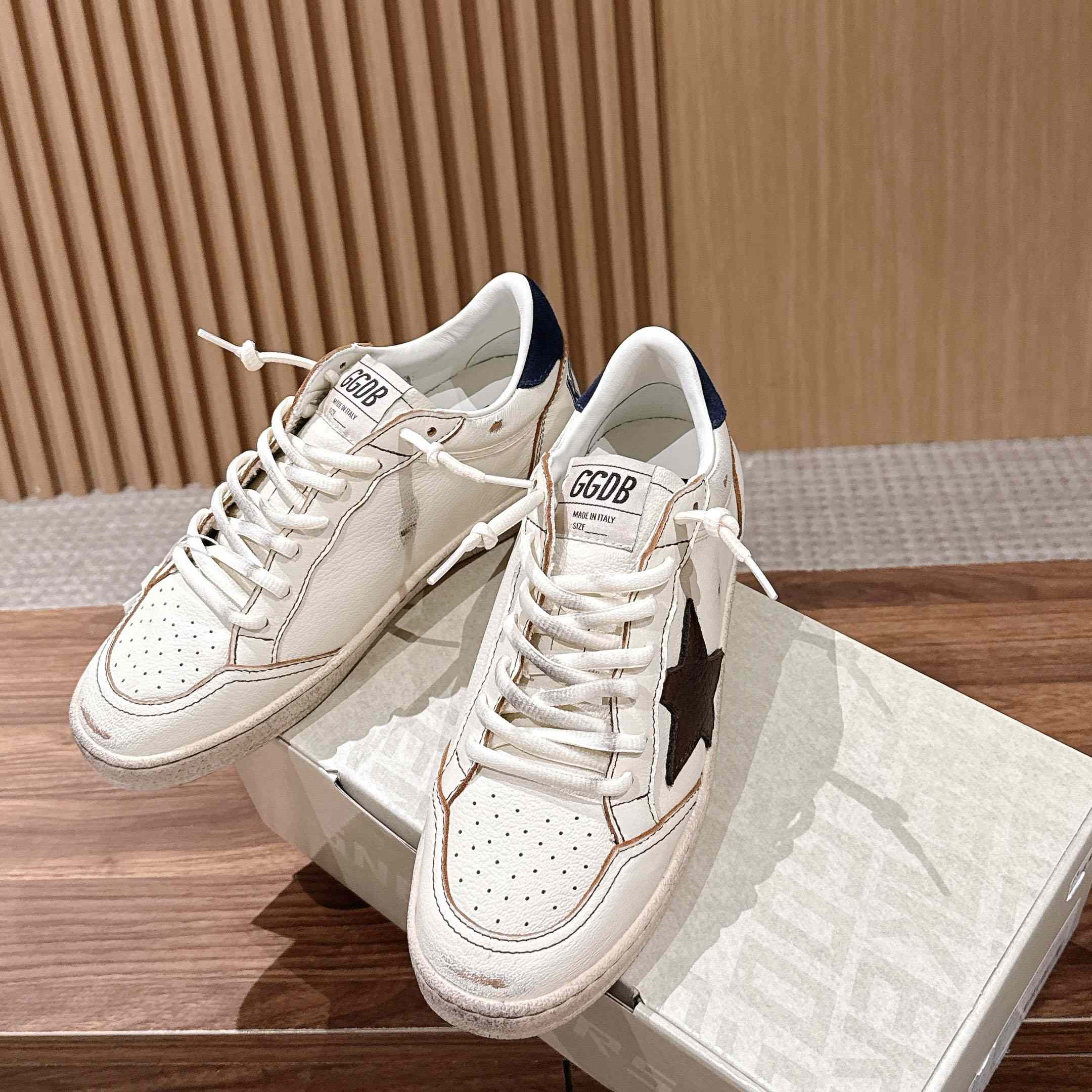 Golden Goose Ball Star Sneakers In Leather - DesignerGu