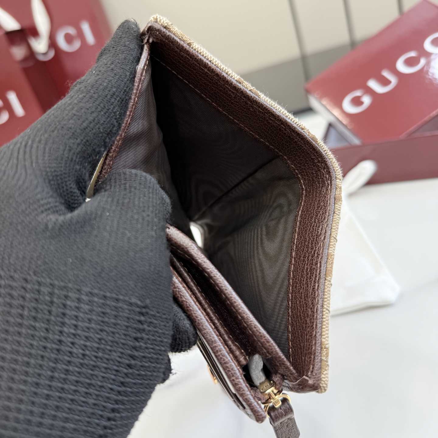 Gucci GG Marmont Small Wallet - DesignerGu