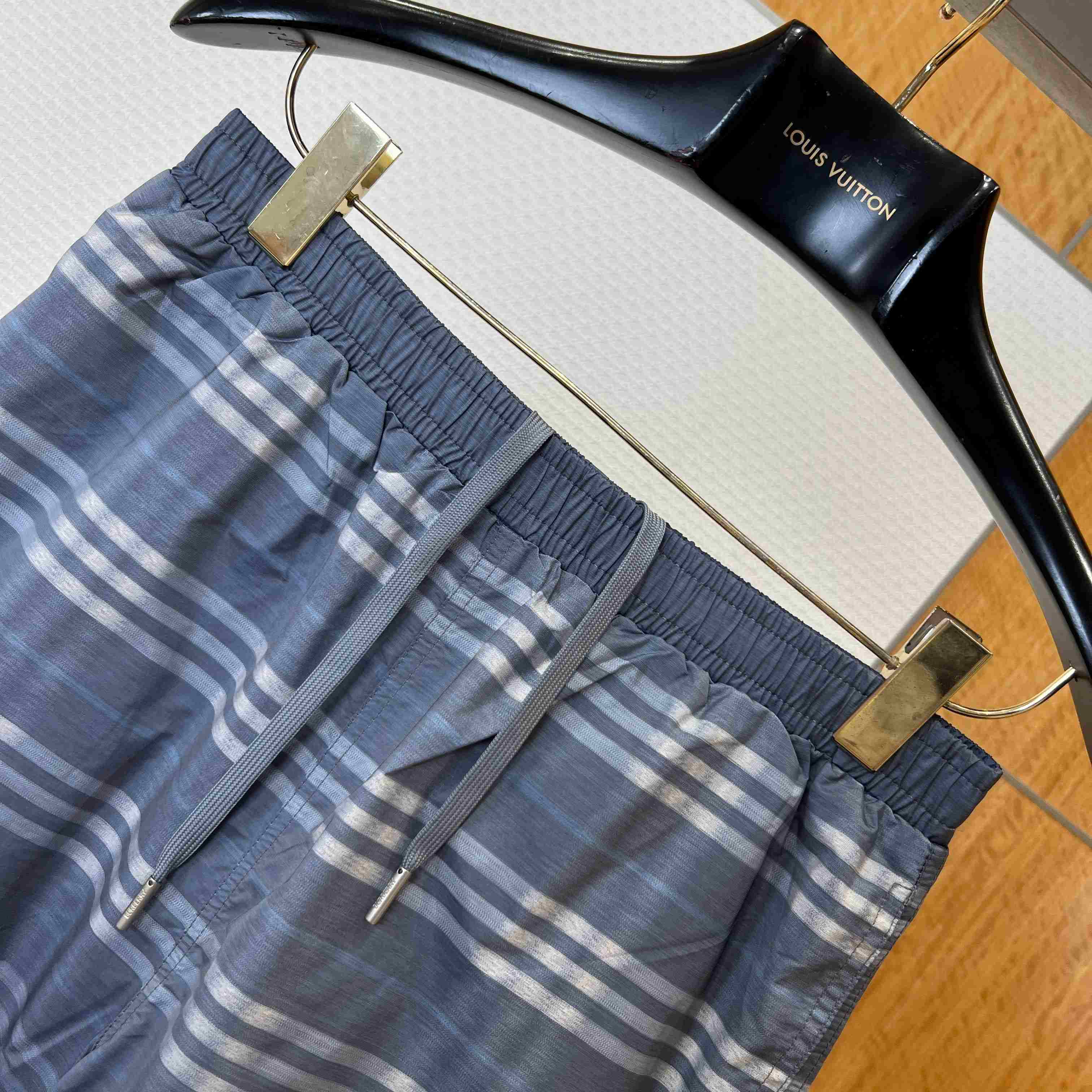 Burberry Gradient Check Swim Shorts - DesignerGu