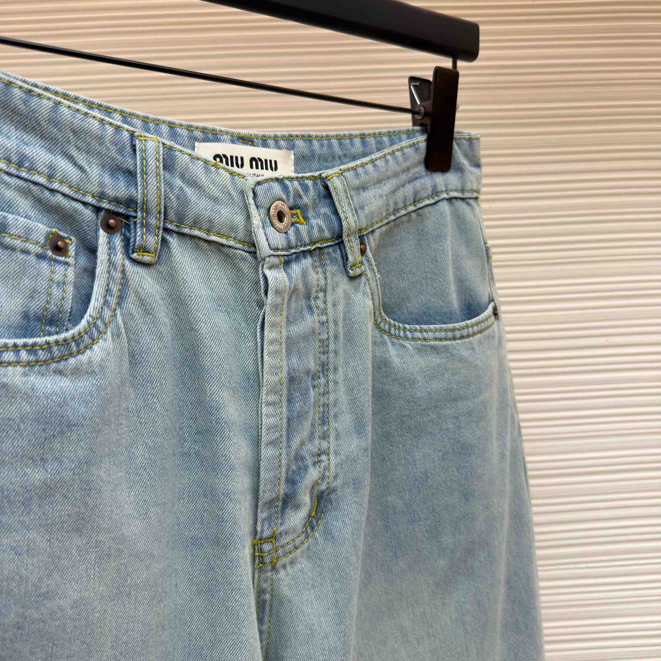Miu Miu Denim Jeans - DesignerGu