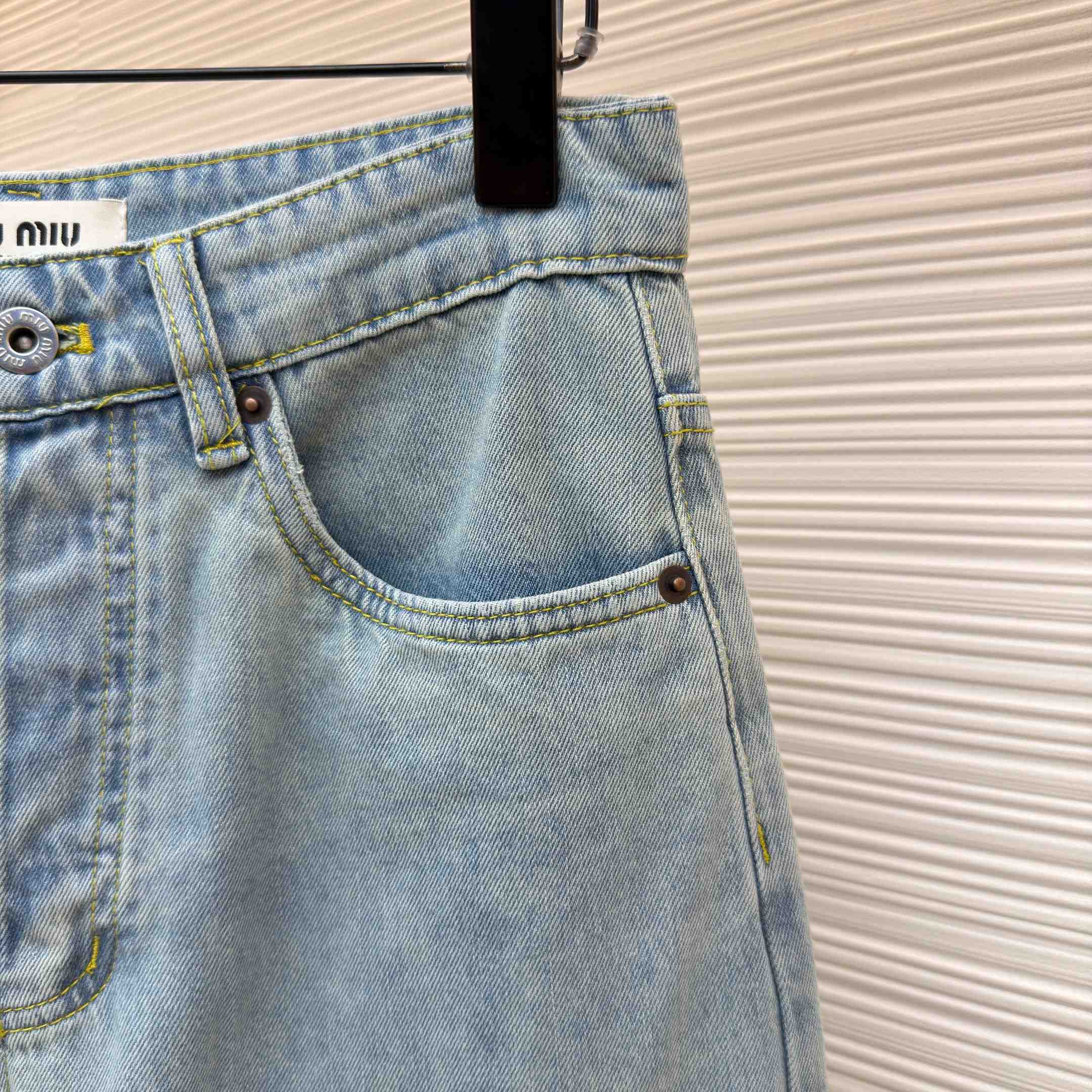 Miu Miu Denim Jeans - DesignerGu