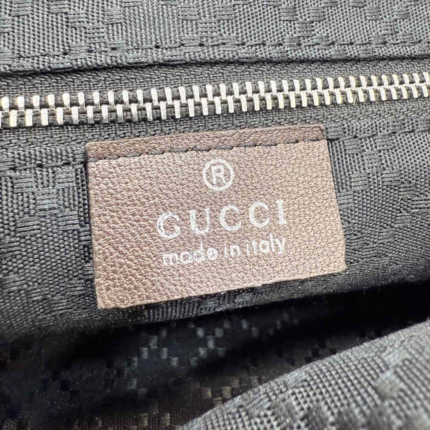 Gucci Madison Medium Shoulder Bag - DesignerGu