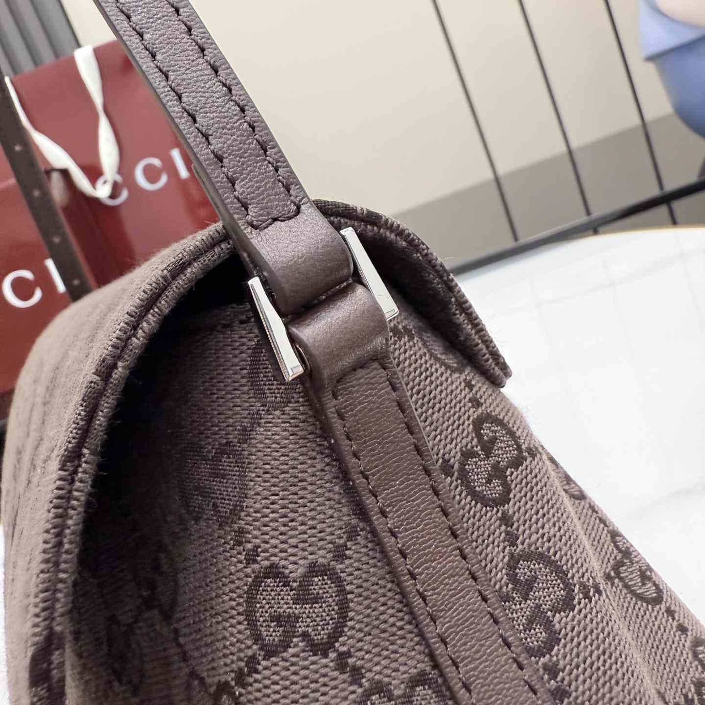 Gucci Madison Medium Shoulder Bag - DesignerGu