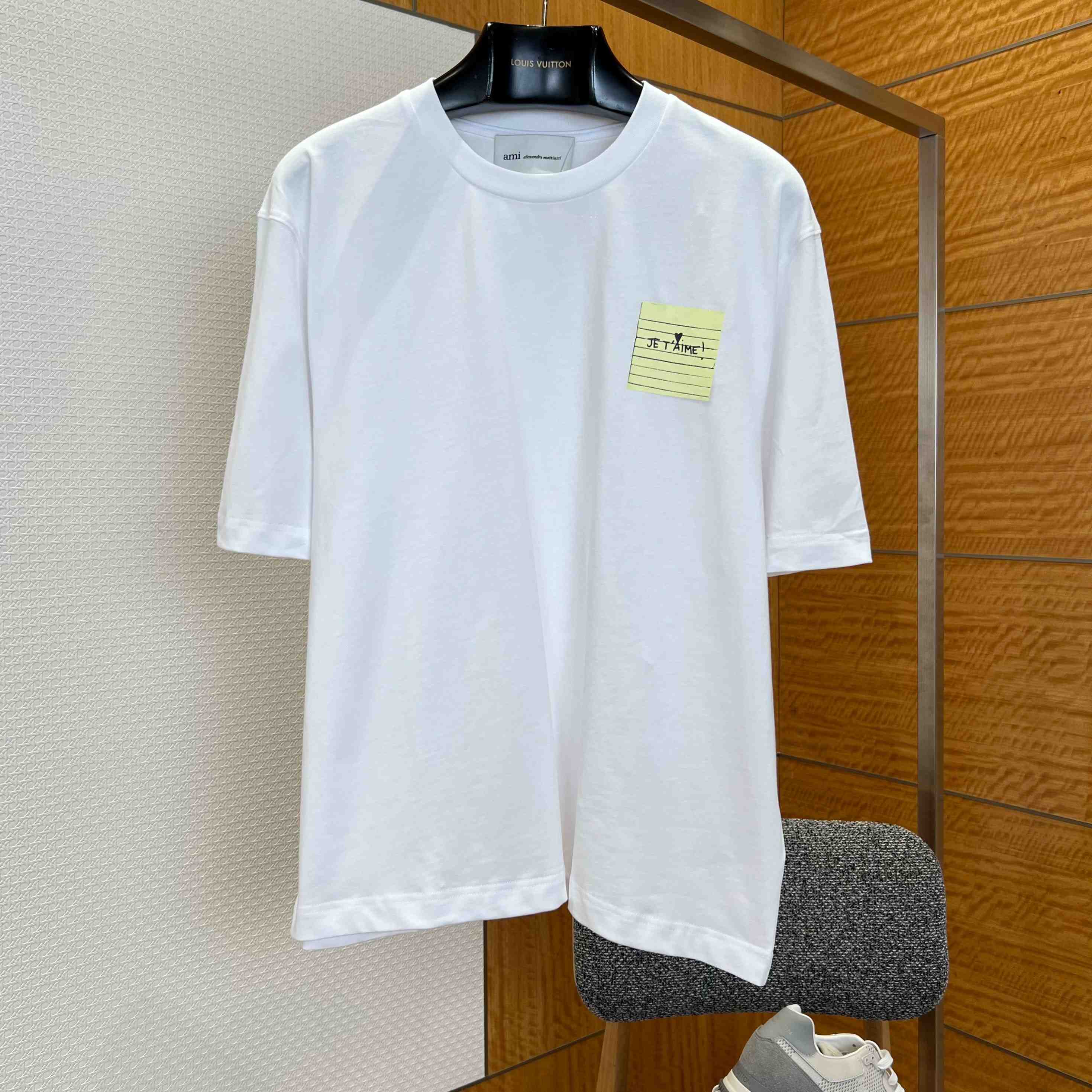 AMI Paris White Cotton Post It "Je T'Aime" T-Shirt - DesignerGu