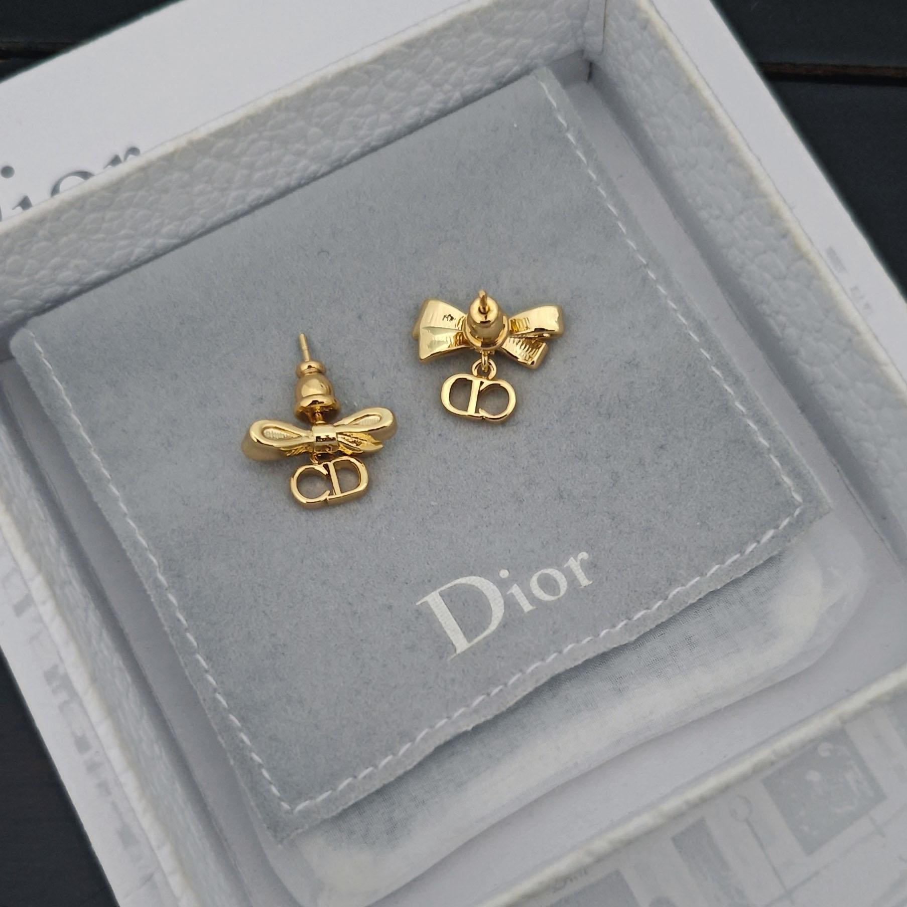 Dior CD Bow Earrings - DesignerGu
