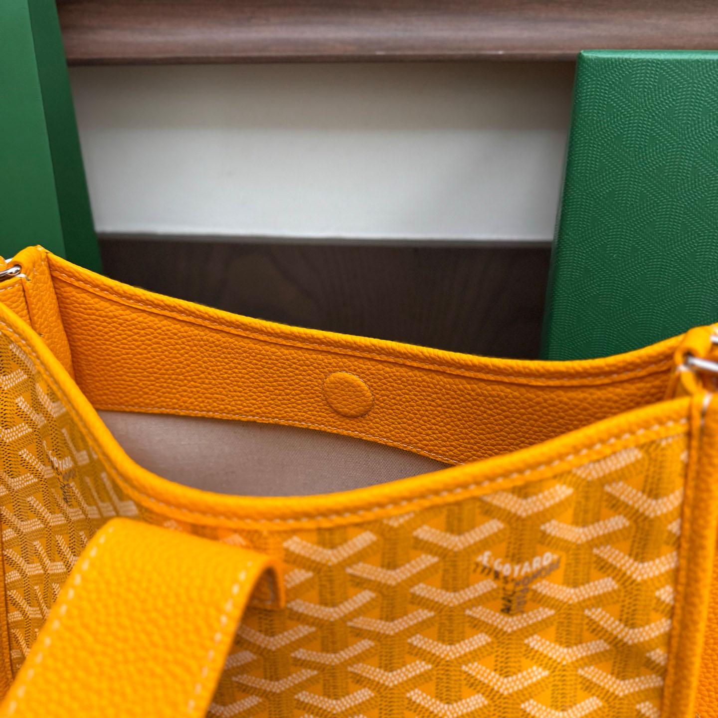 Goyard Musette Bag - DesignerGu