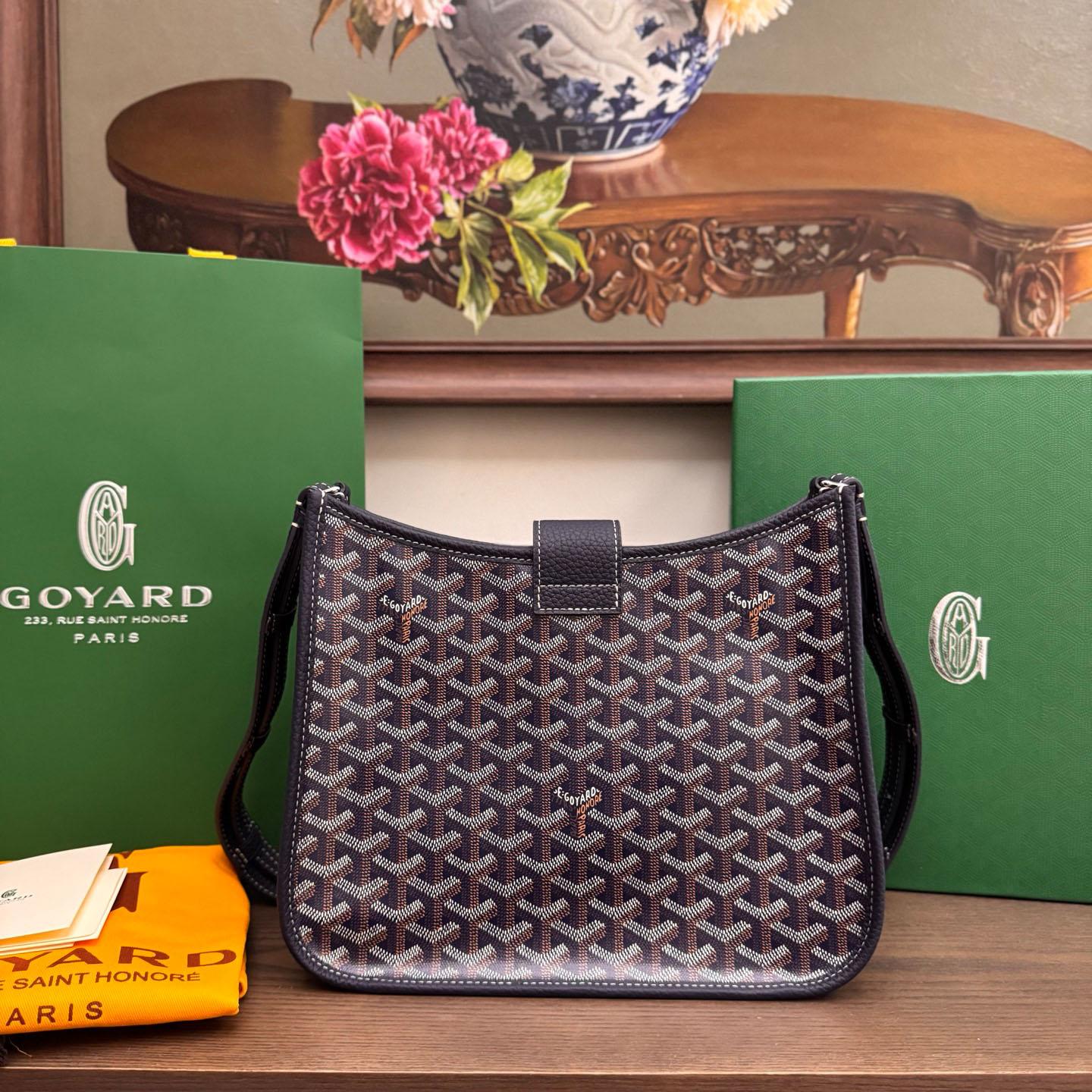 Goyard Musette Bag - DesignerGu