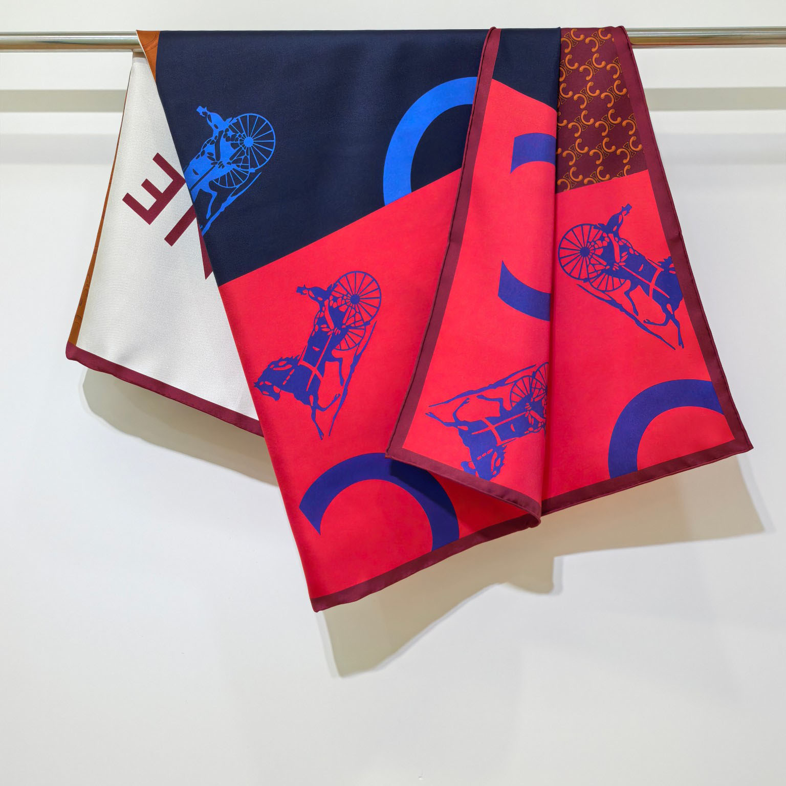 Celine  Square In Silk Twill - DesignerGu