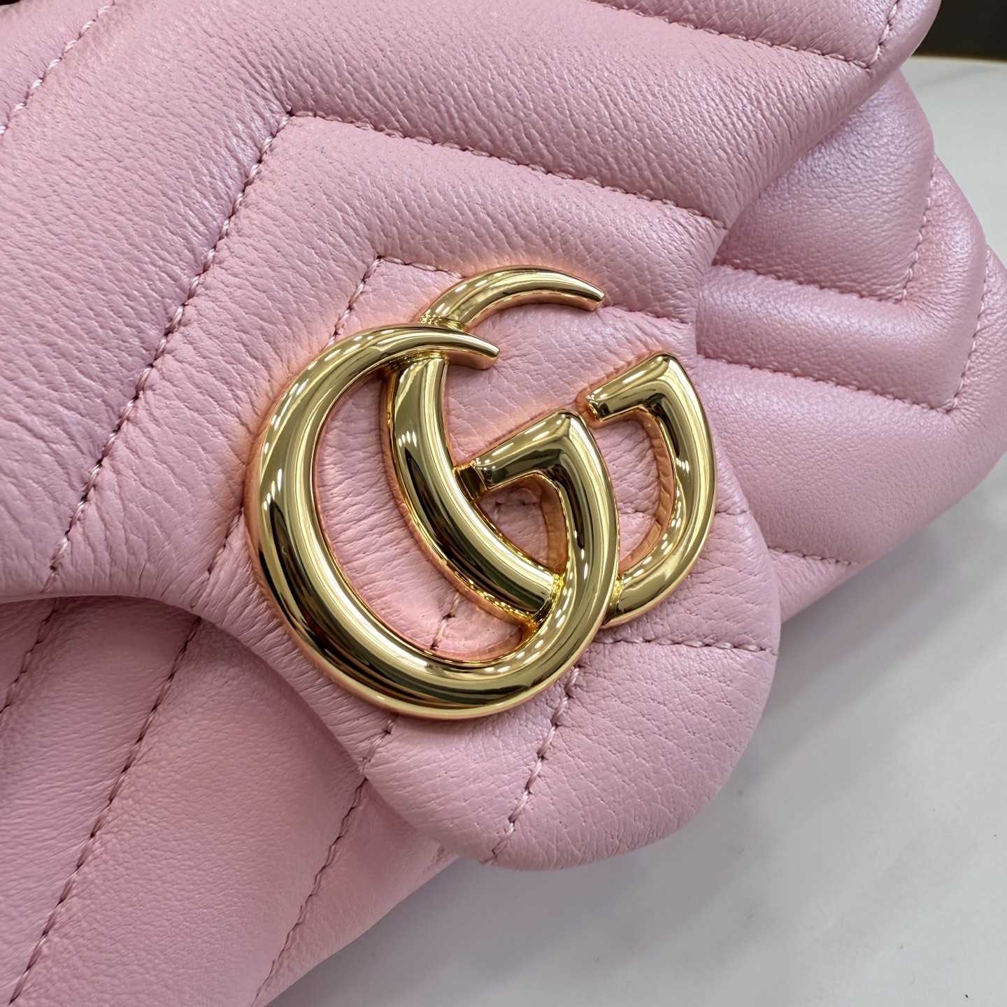 Gucci GG Marmont Mini Shoulder Bag - DesignerGu