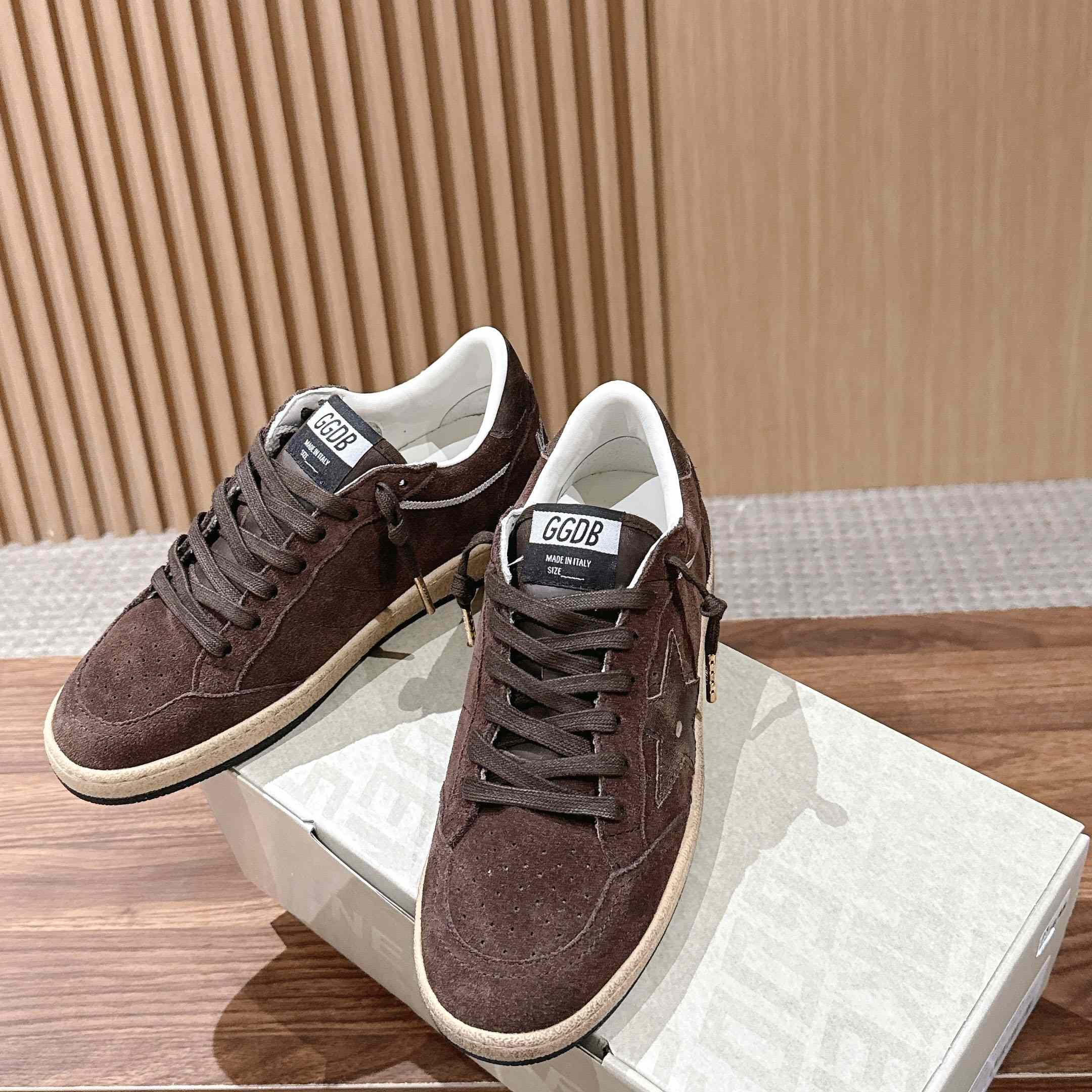 Golden Goose Suede Ball Star Sneakers - DesignerGu