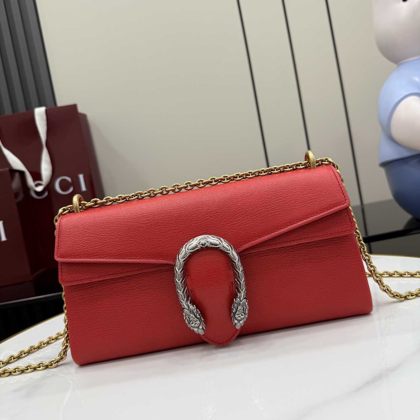 Gucci Dionysus Medium Shoulder Bag - DesignerGu