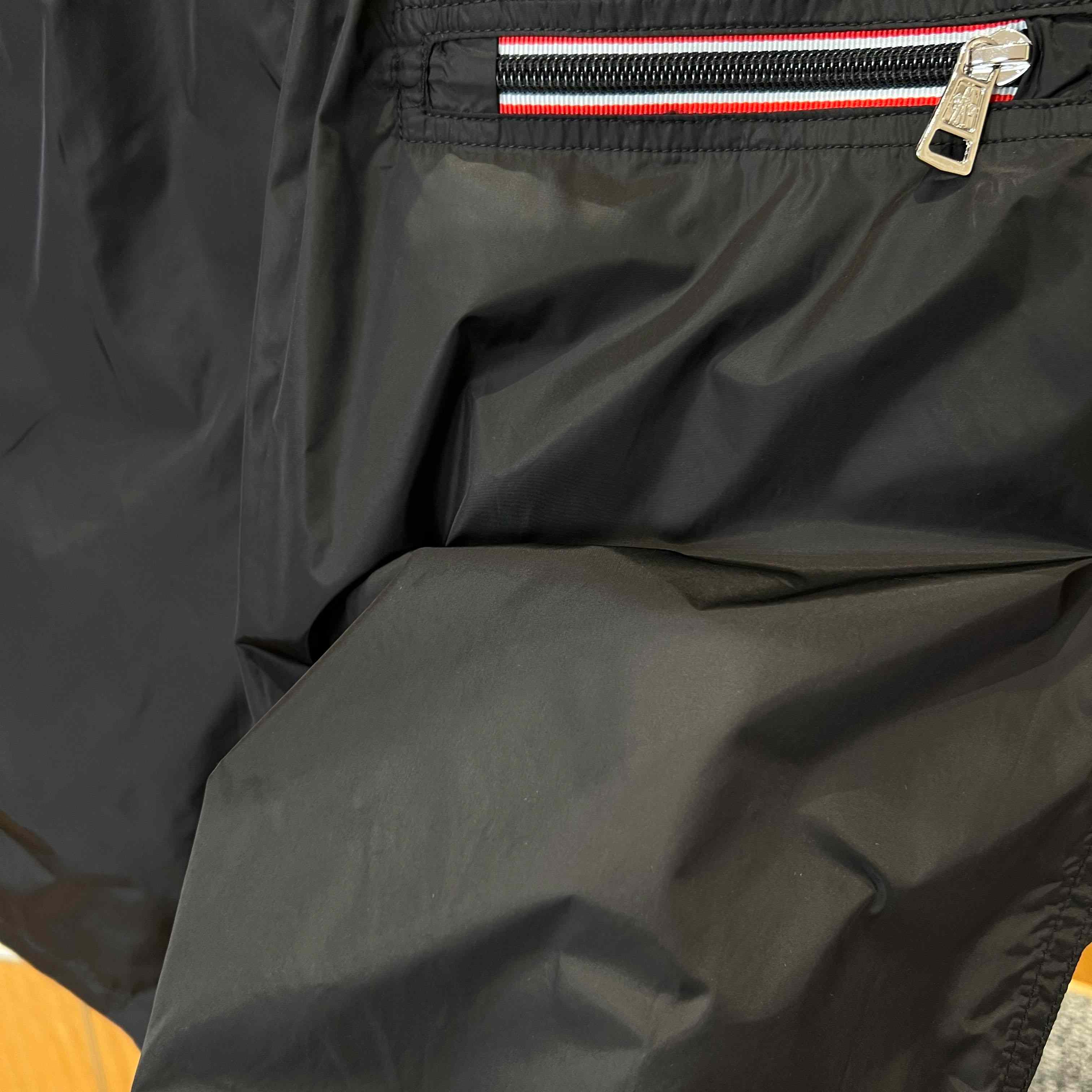 Moncler Logo-Patch Swim Shorts - DesignerGu