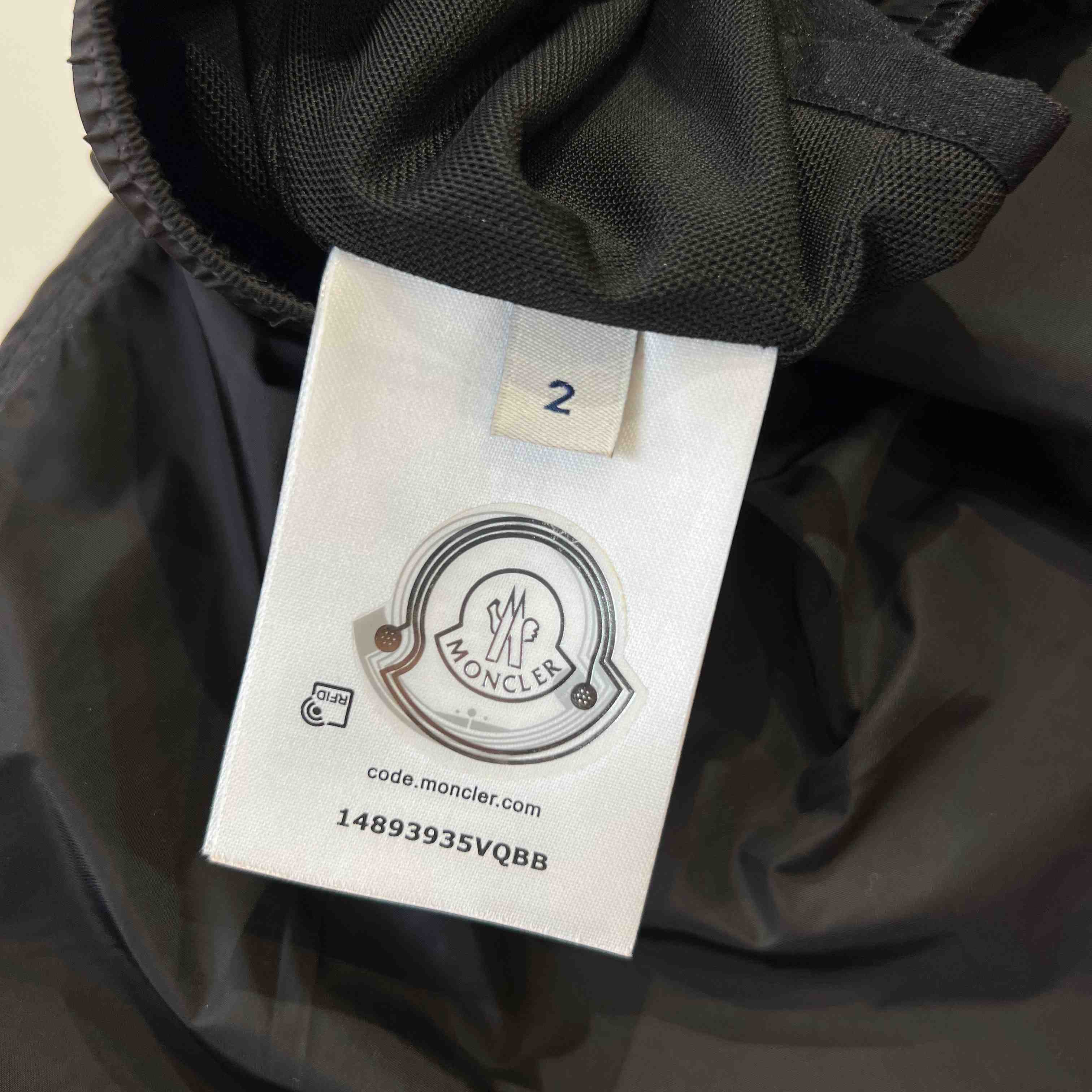 Moncler Logo-Patch Swim Shorts - DesignerGu