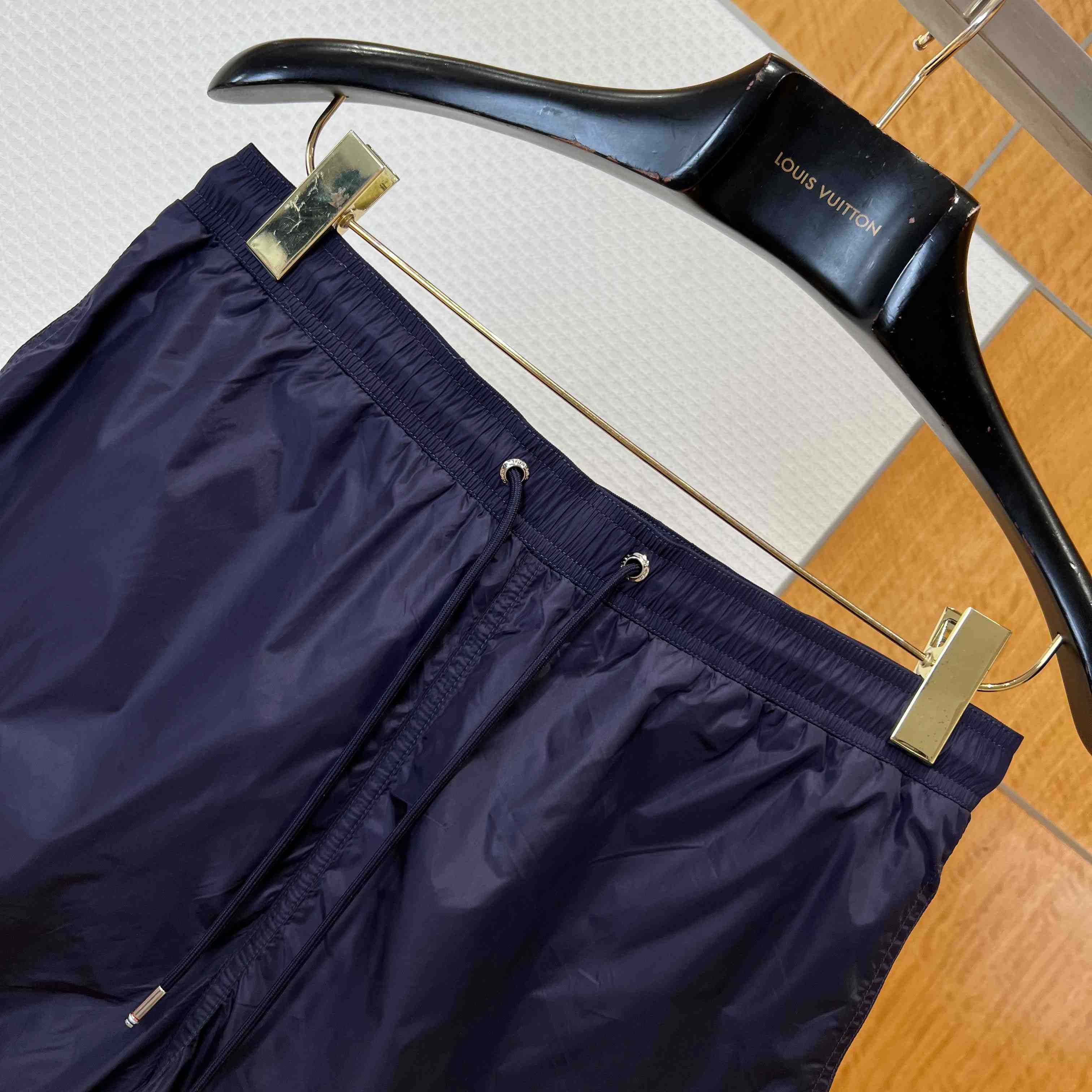 Moncler Logo-Patch Swim Shorts - DesignerGu