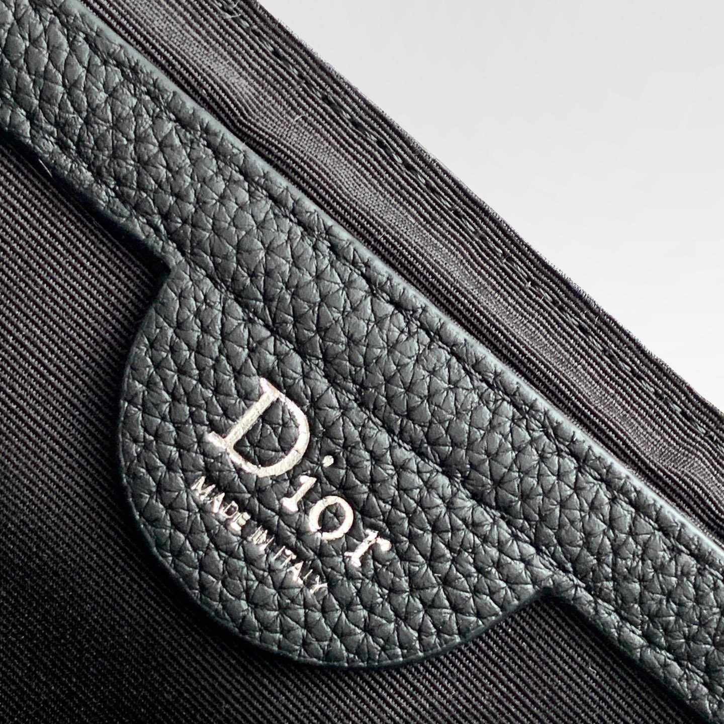 Dior Saddle Heritage Messenger Bag With Flap - DesignerGu