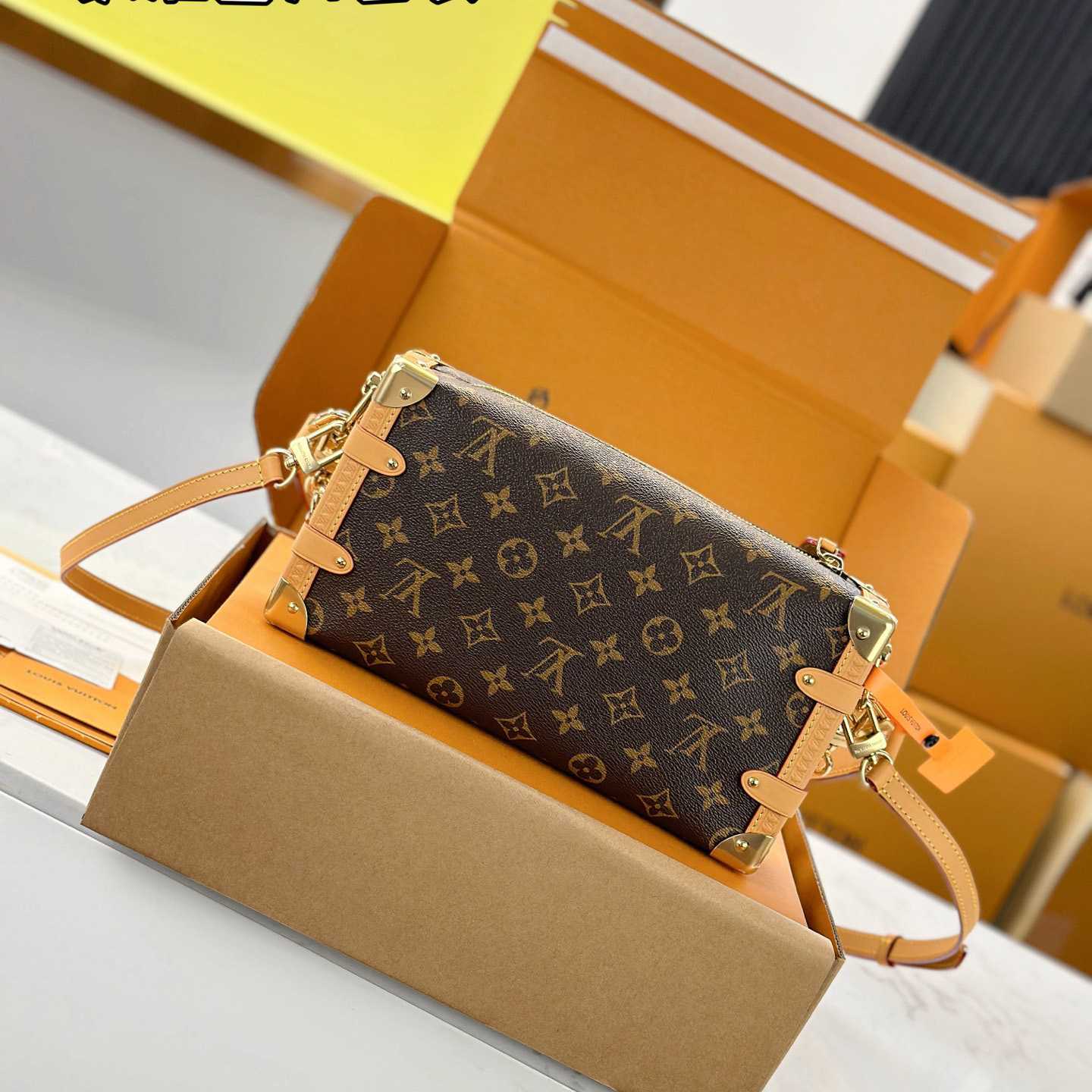 Louis Vuitton Side Trunk MM East West M28385 - DesignerGu
