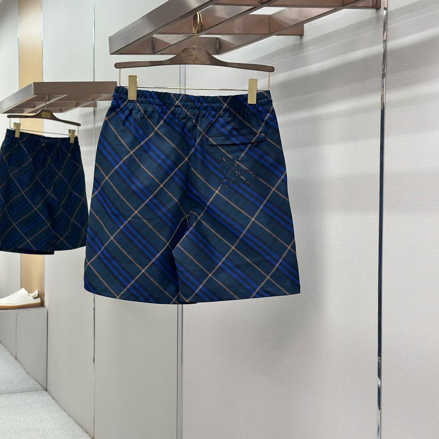 Burberry Check-Pattern Shorts - DesignerGu