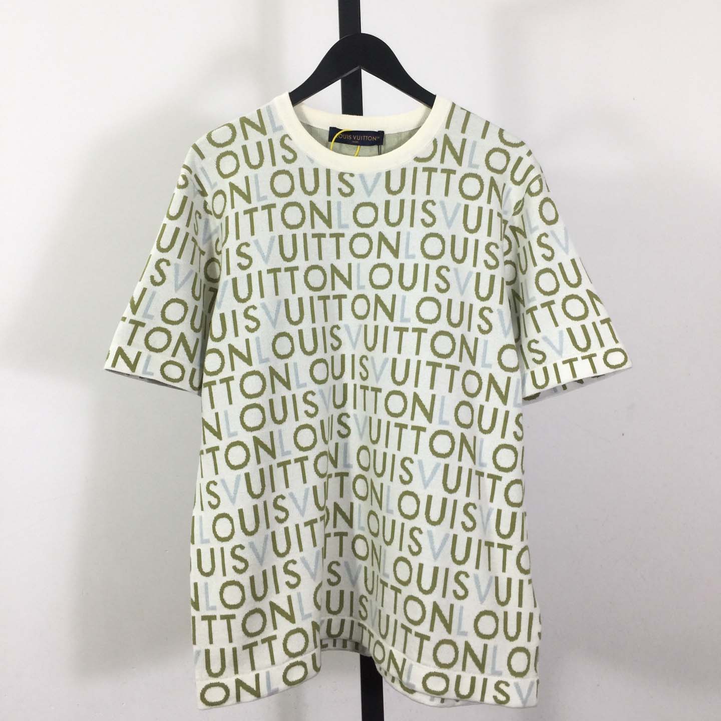 Louis Vuitton Jacquard Signature Short-Sleeved Crewneck   1AJTX2 - DesignerGu