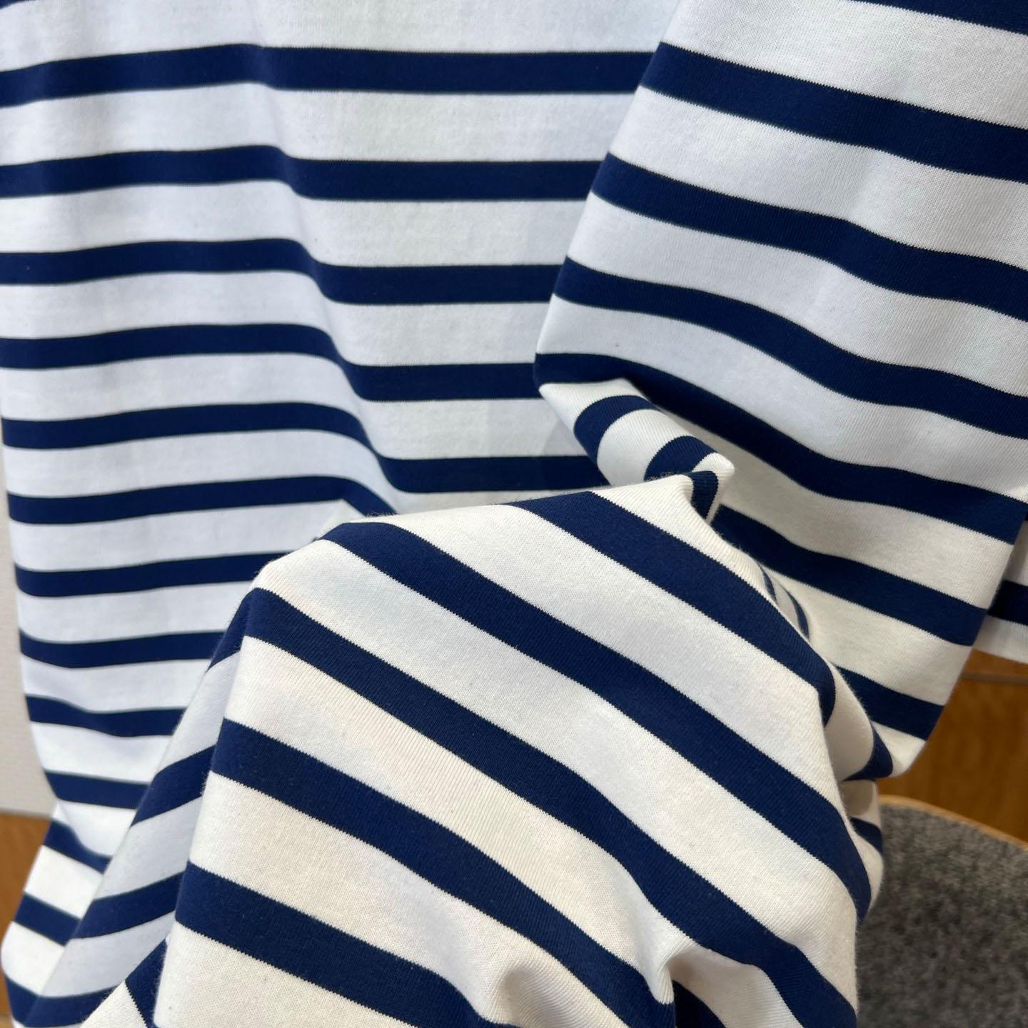 AMI Paris White & Navy Boxy Mariniere 'Ami De Coeur' T-shirt - DesignerGu
