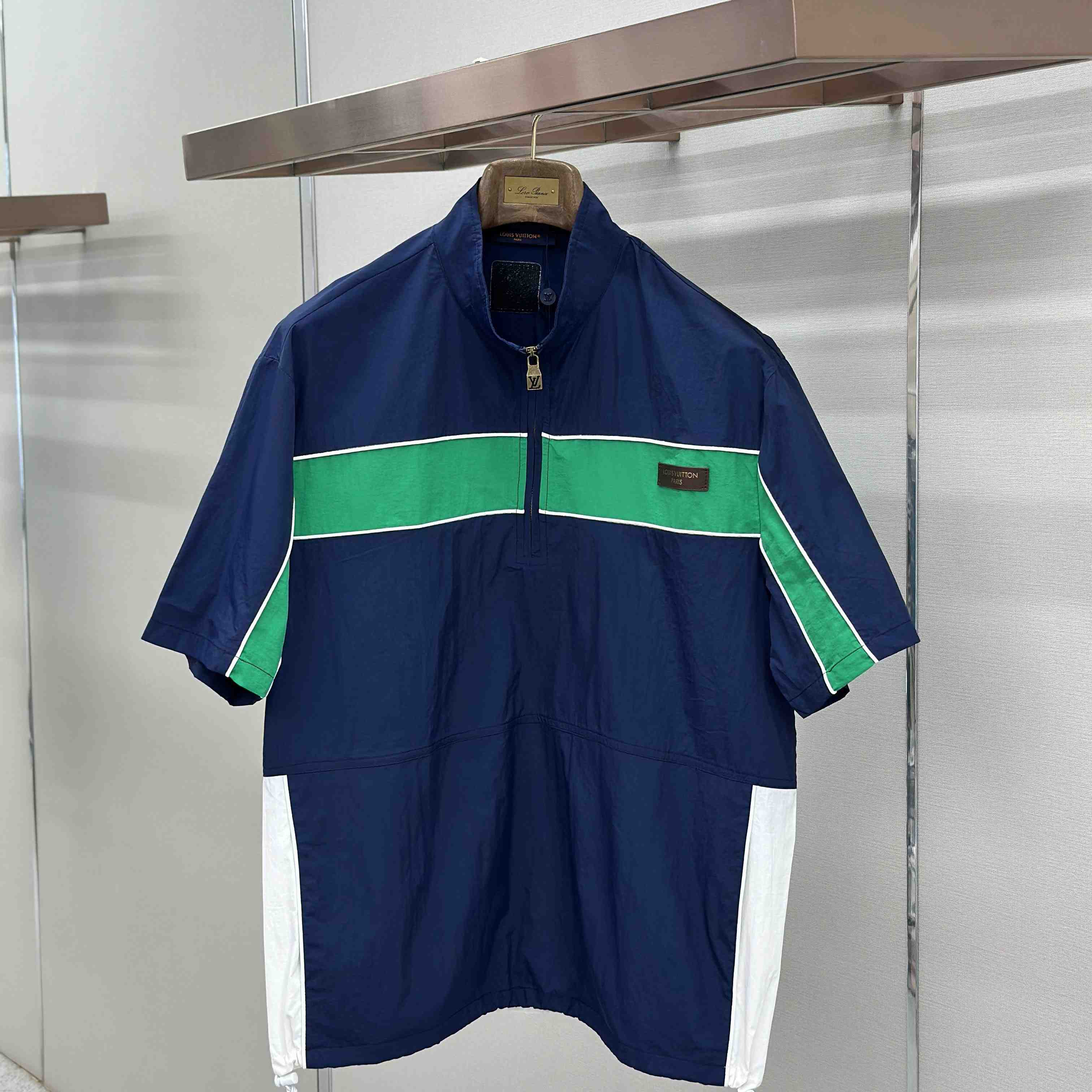 Louis Vuitton Half-Zip Technical Short-Sleeved Shirt 1AK779 - DesignerGu