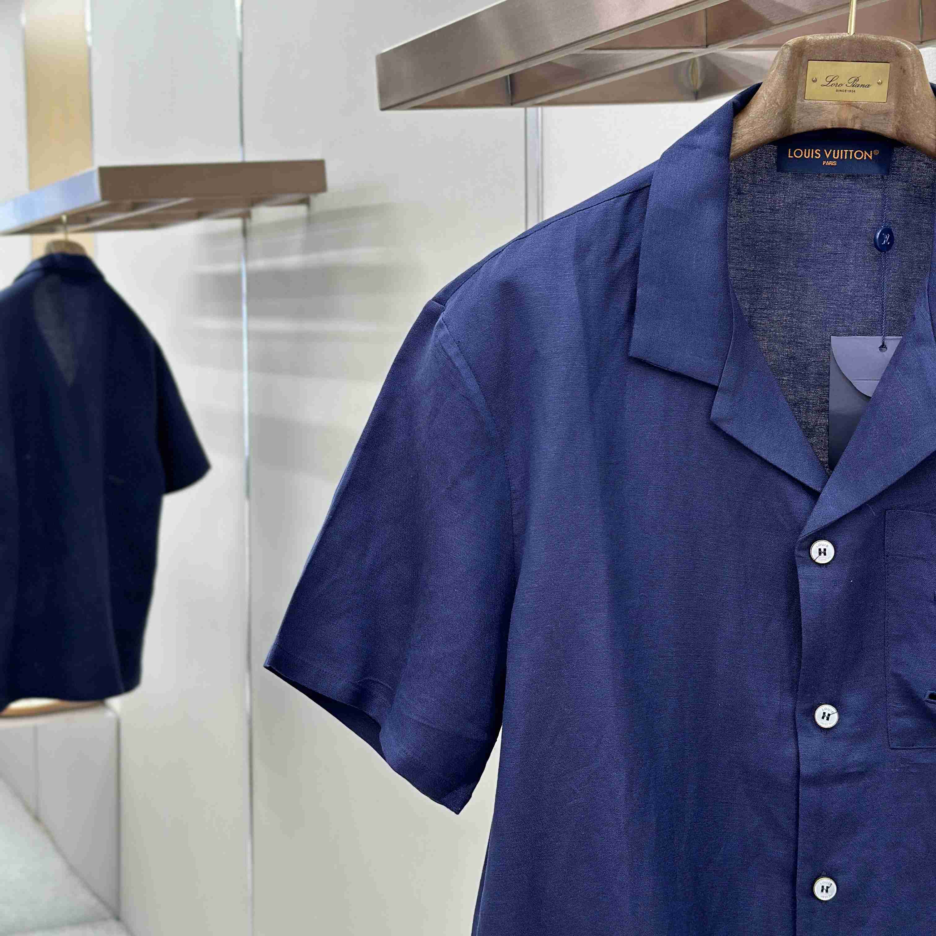 Louis Vuitton Embroidered Short-Sleeved Shirt - DesignerGu