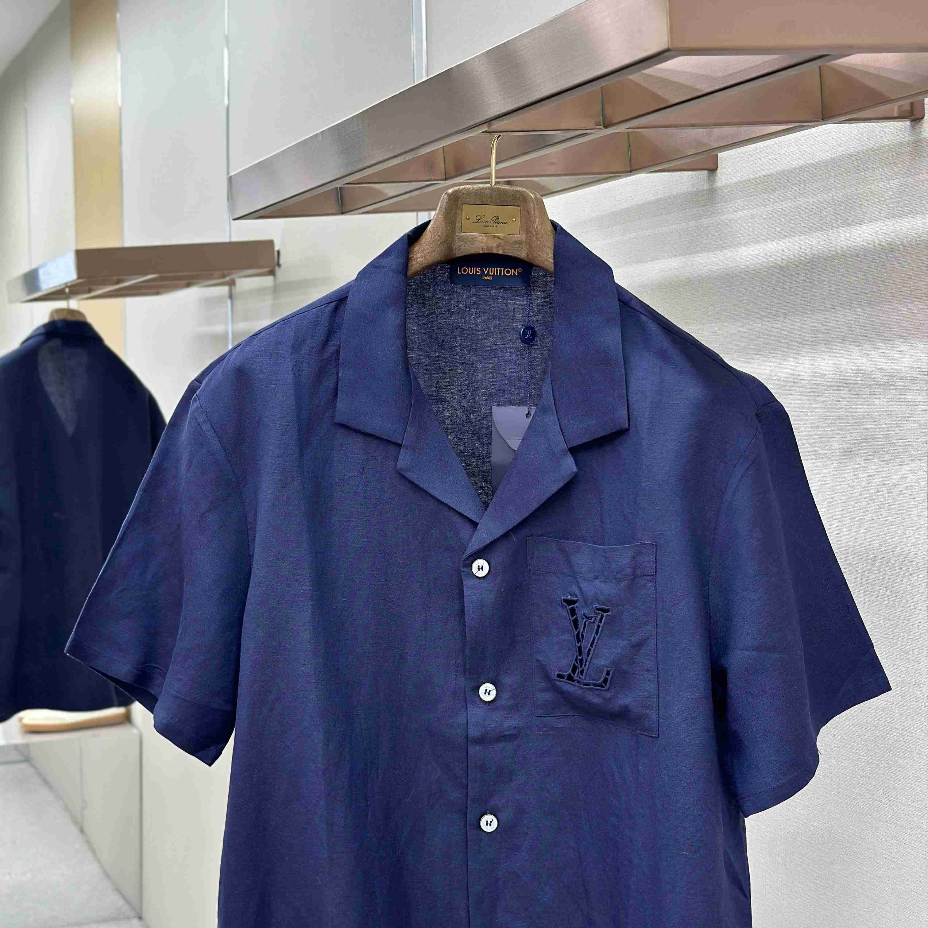 Louis Vuitton Embroidered Short-Sleeved Shirt - DesignerGu