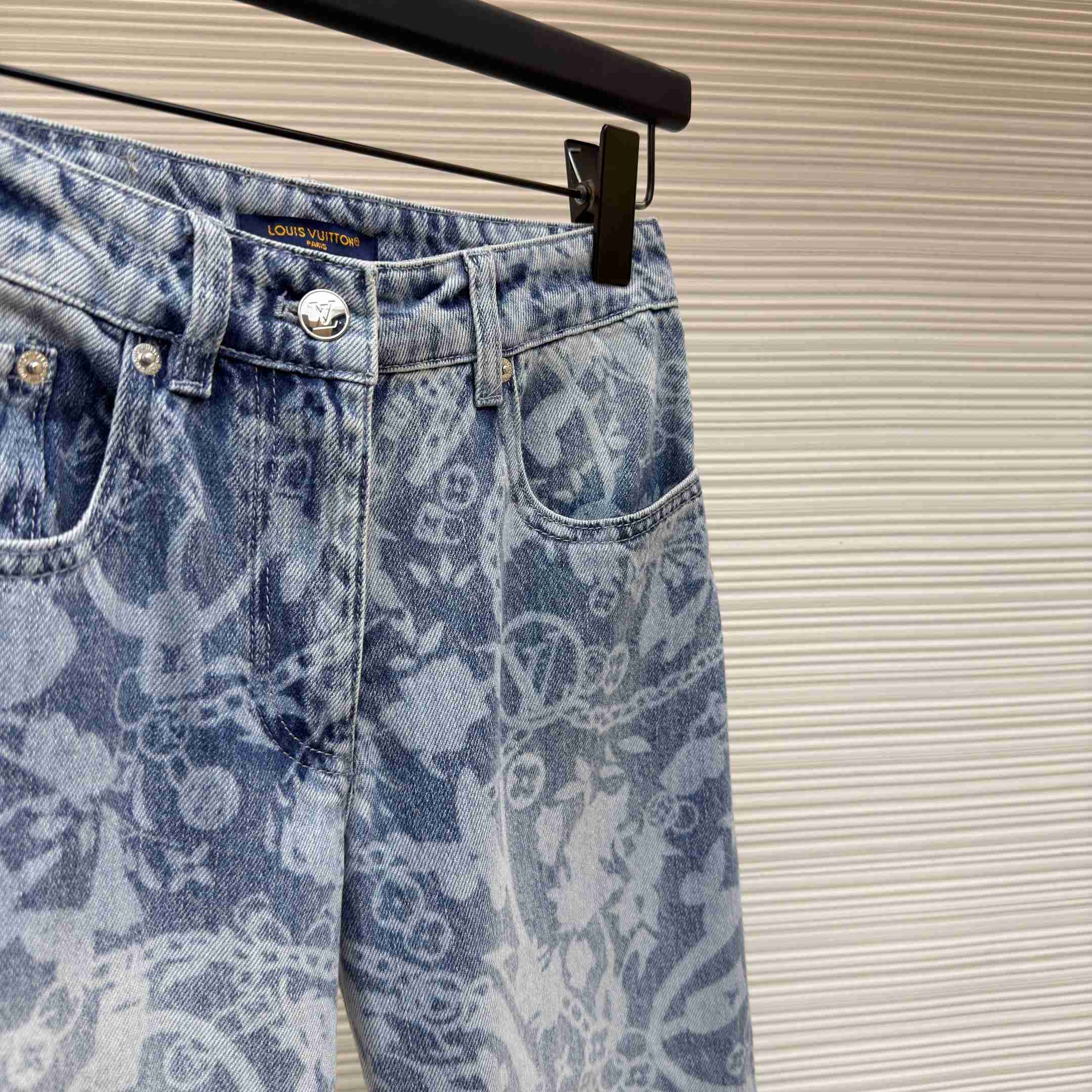 Louis Vuitton LV Bloom Jeans 1AJZ2E - DesignerGu