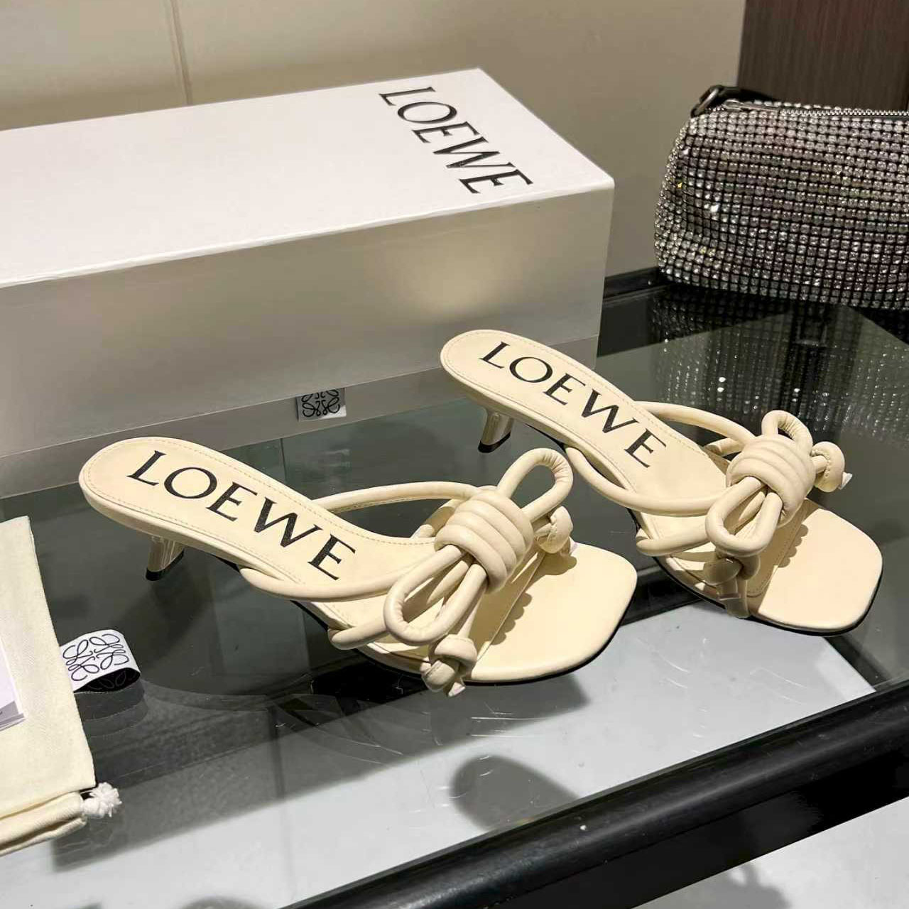 Loewe Flamenco Knot Sandal In Lambskin - DesignerGu