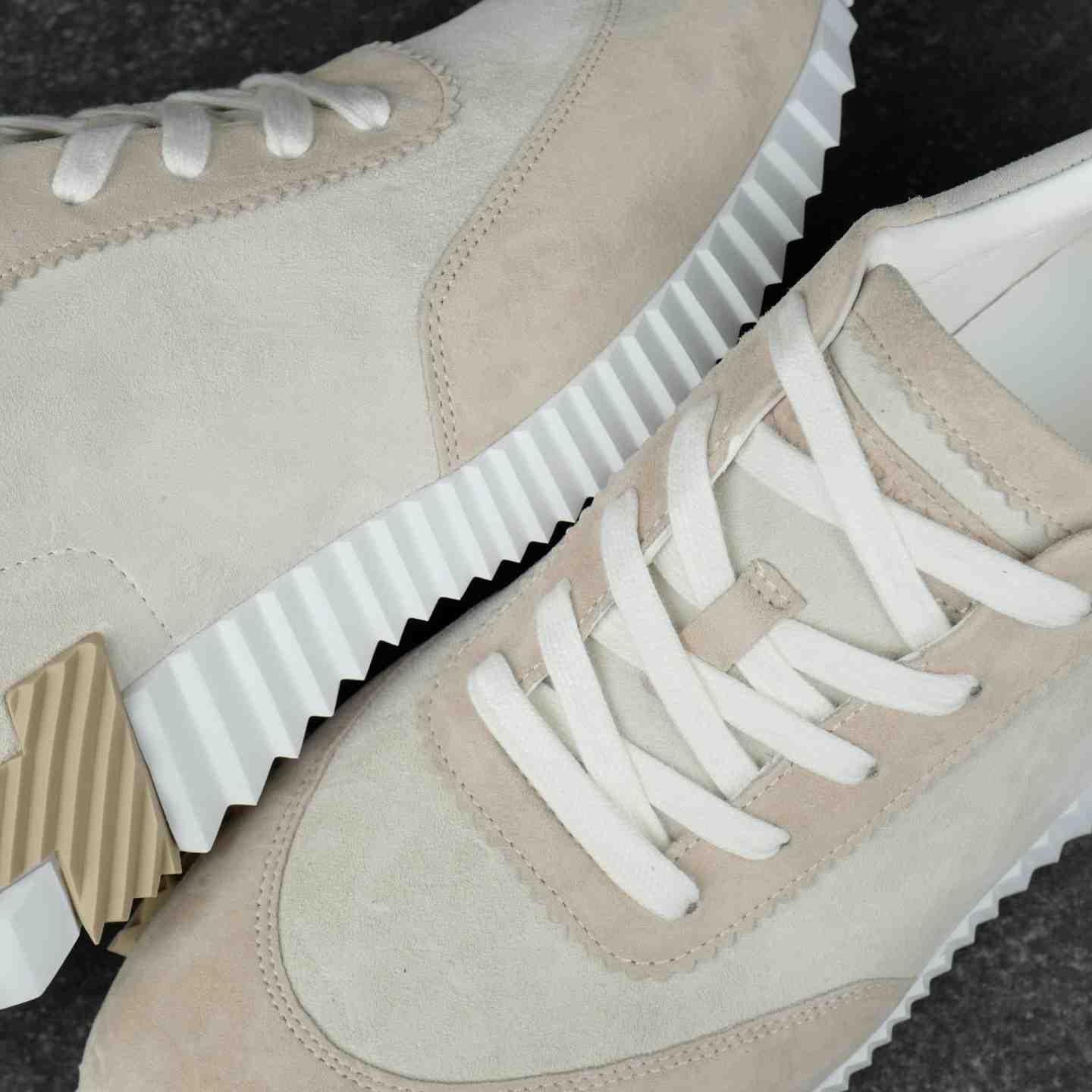 Hermes Bouncing Sneaker - DesignerGu