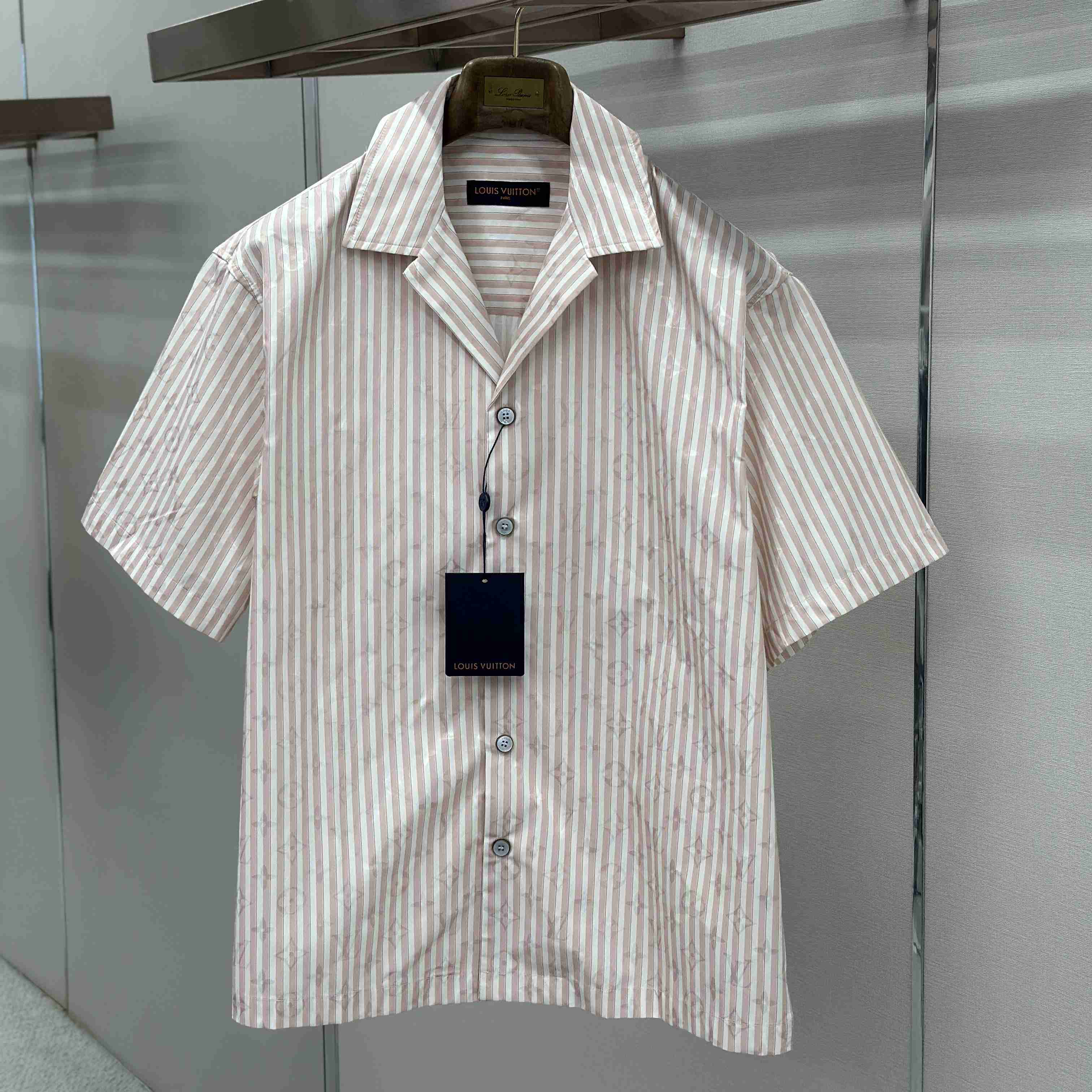 Louis Vuitton Monogram Striped Silk Short-Sleeved Shirt 1AK7B0 - DesignerGu