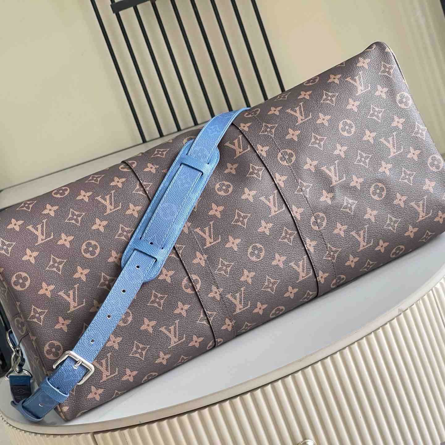 Louis Vuitton Keepall Bandoulière 50 M28227 - DesignerGu