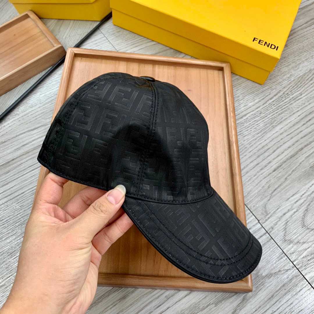 Fendi FF Jacquard Baseball Cap - DesignerGu