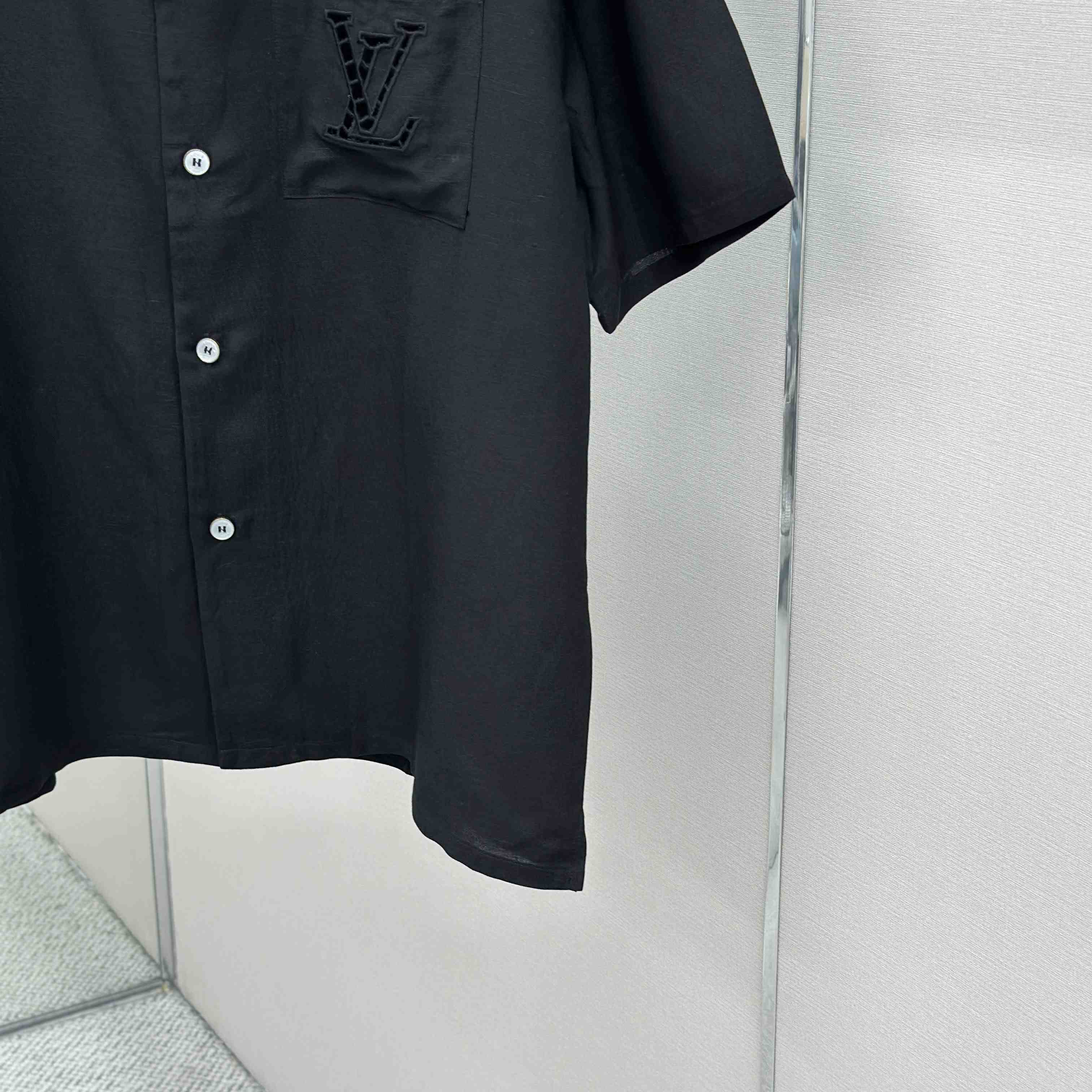 Louis Vuitton Embroidered Short-Sleeved Shirt - DesignerGu