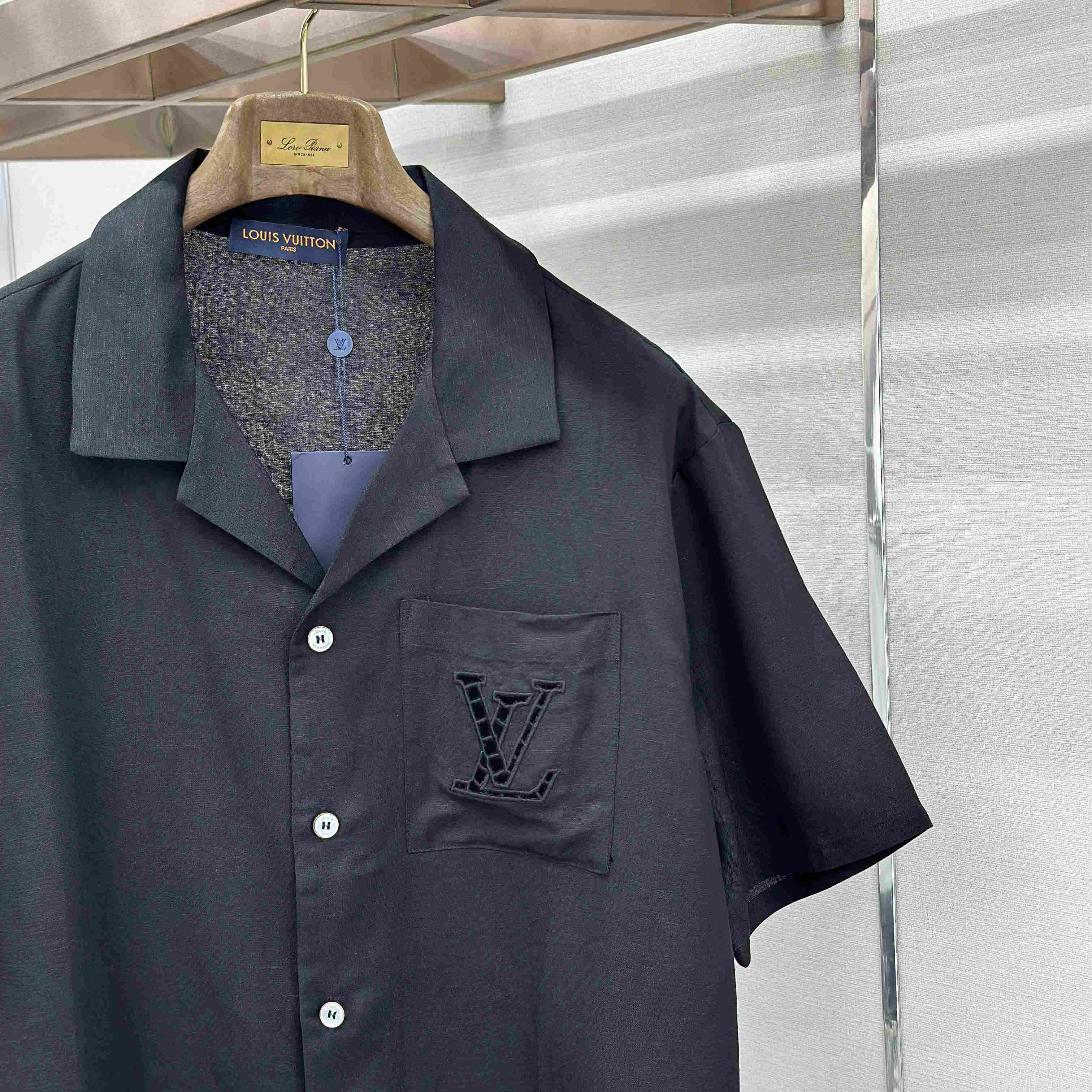 Louis Vuitton Embroidered Short-Sleeved Shirt - DesignerGu
