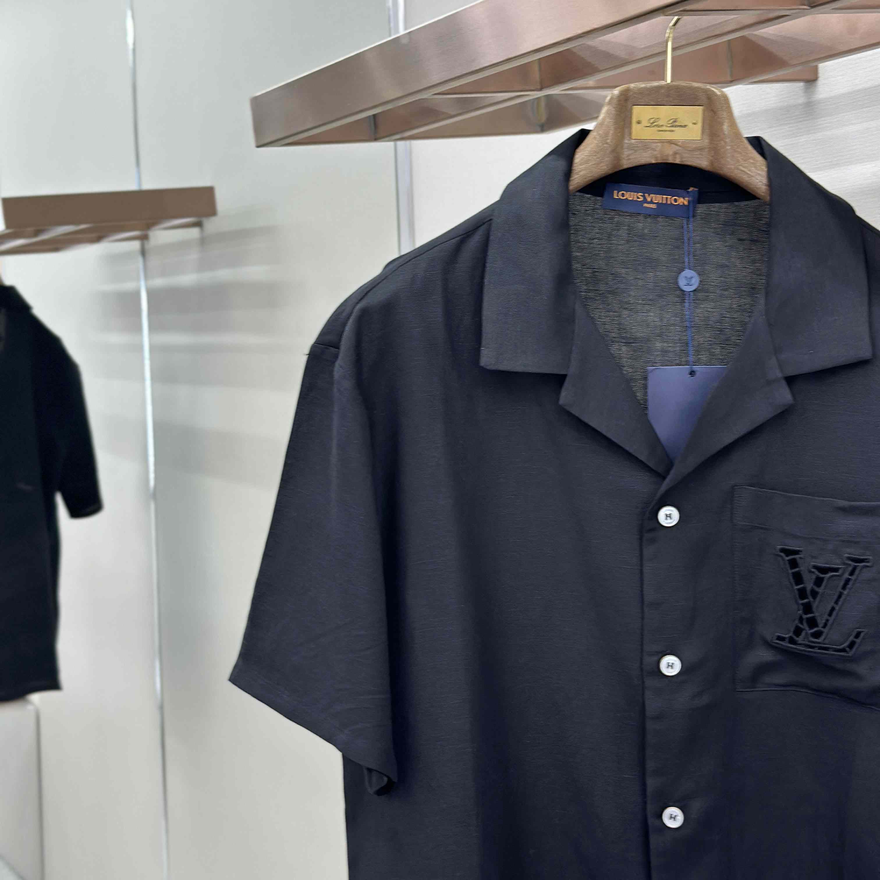Louis Vuitton Embroidered Short-Sleeved Shirt - DesignerGu