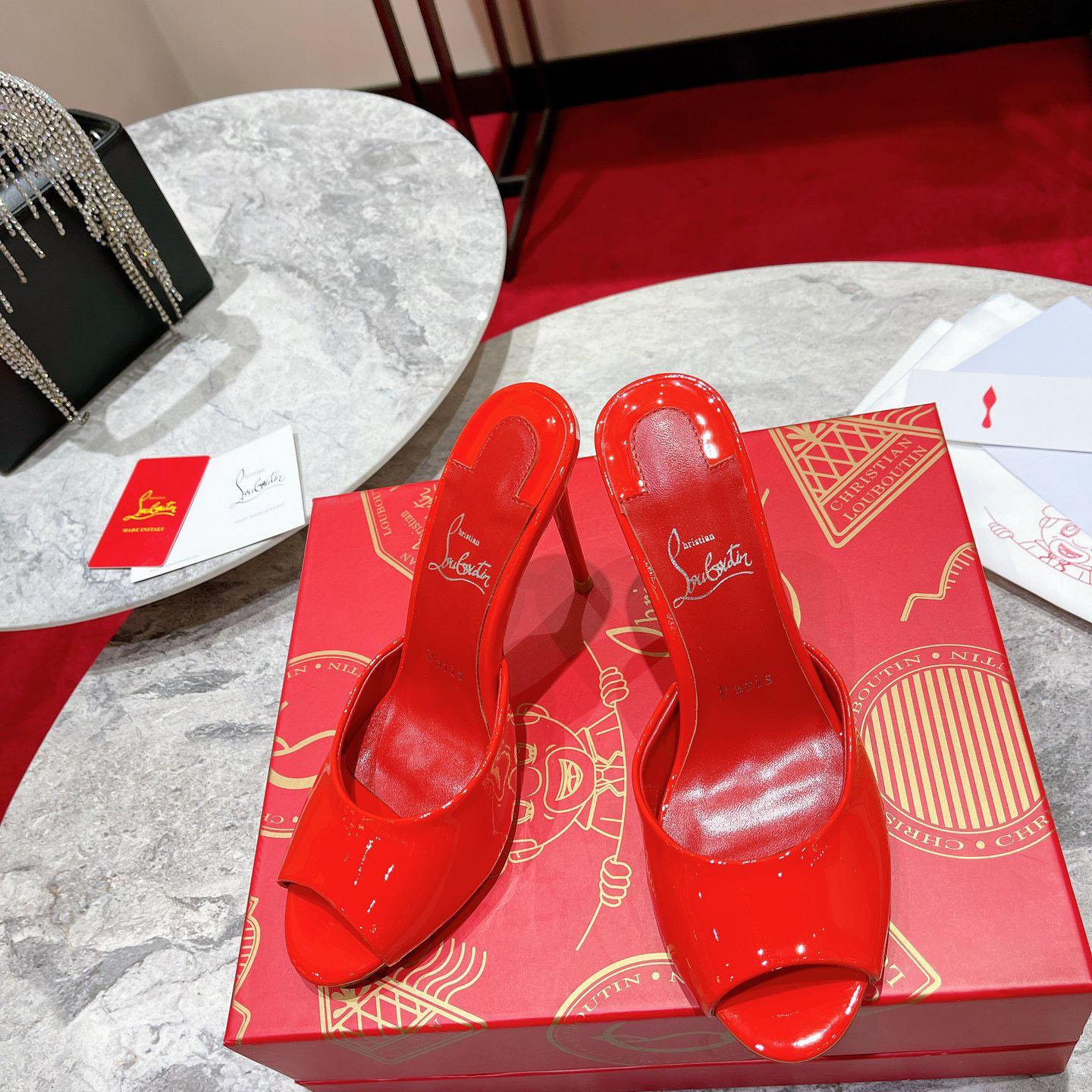 Christian Louboutin Me Dolly 100MM Patent Leather Mules - DesignerGu