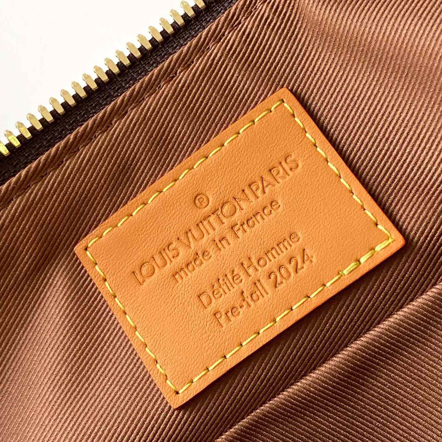 Louis Vuitton  Pochette Accessoires  - DesignerGu