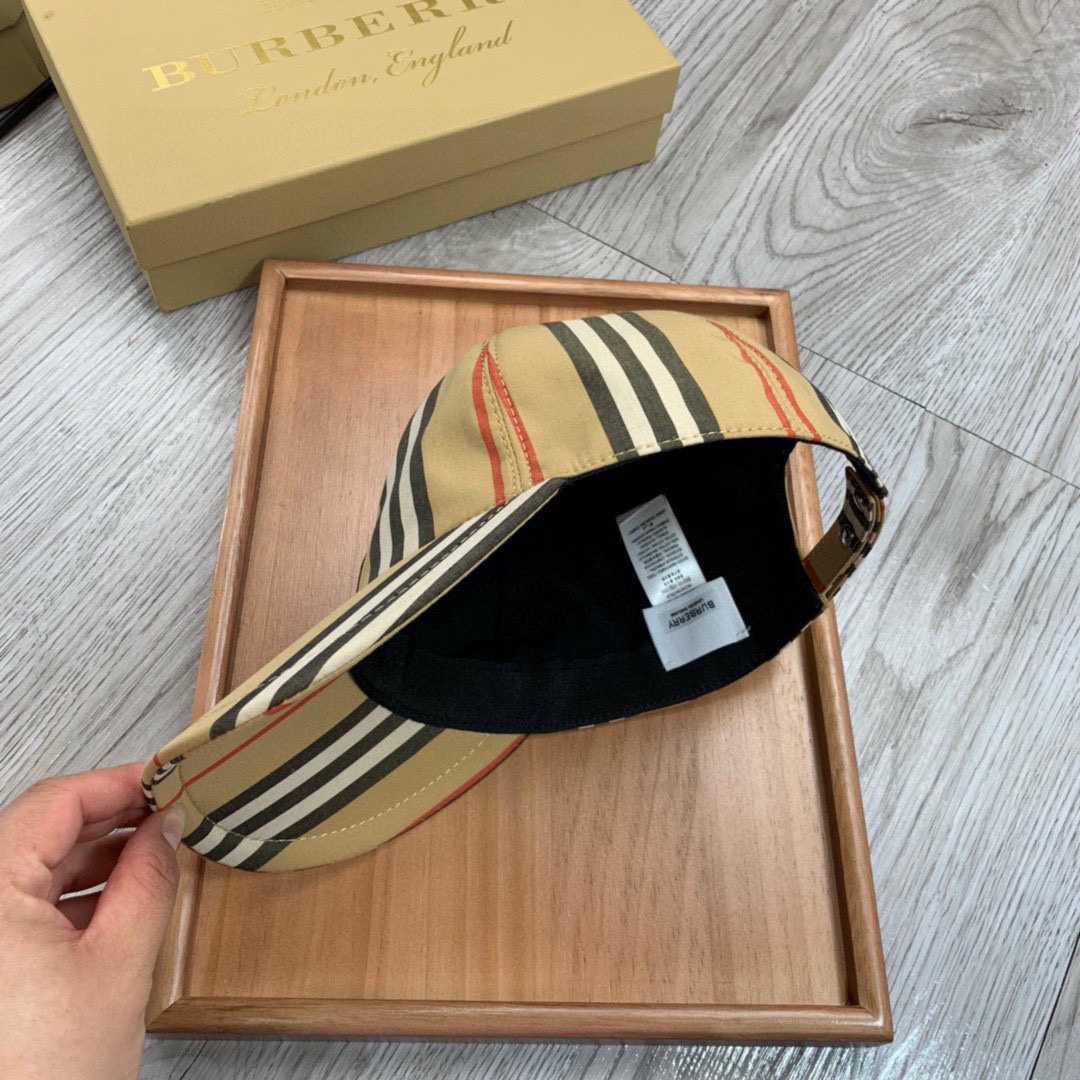 Burberry TB Icon Stripe Baseball Cap - DesignerGu