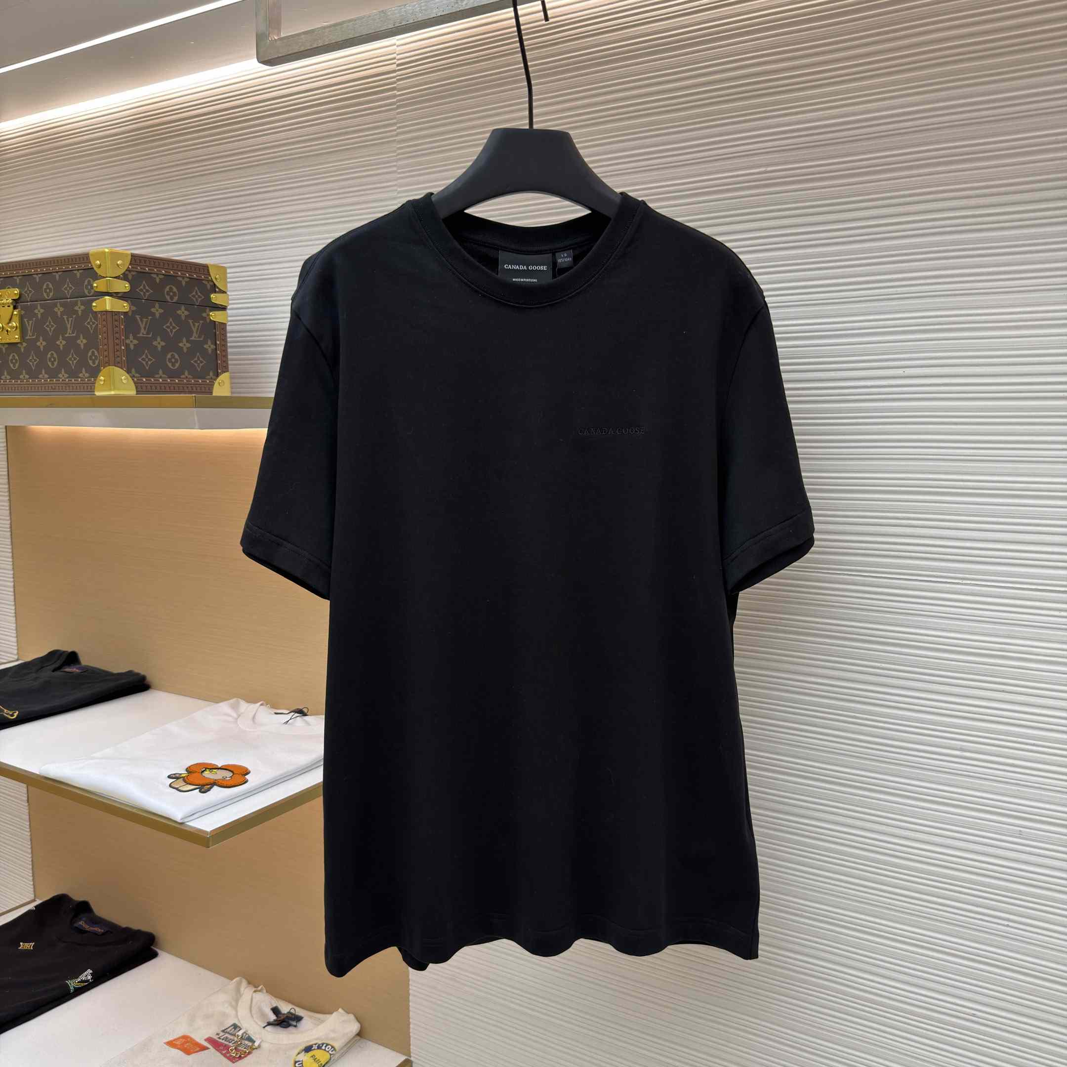 Canada Goose Logo-Embroidered T-shirt - DesignerGu